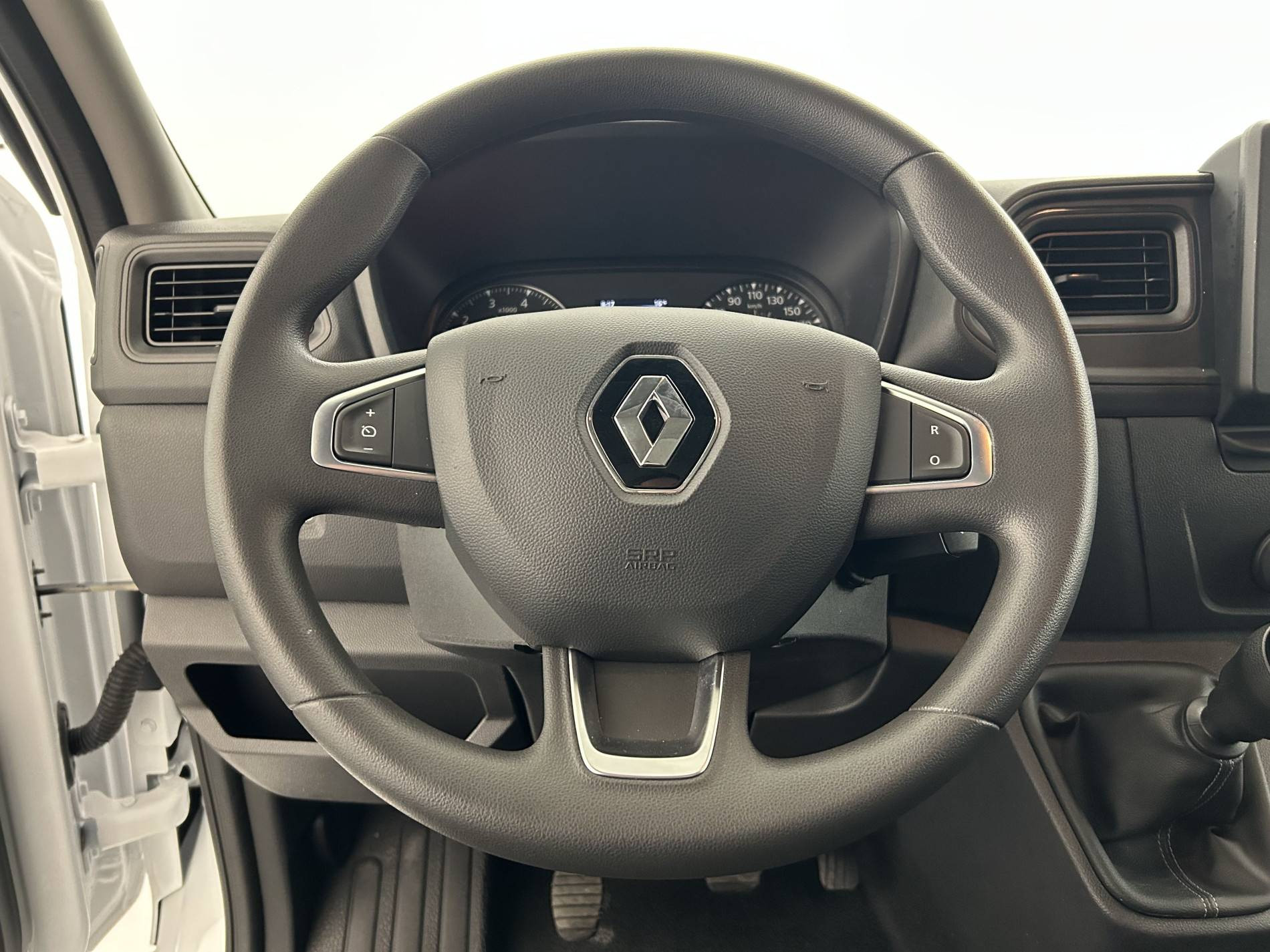 Vente en ligne Renault Master Fourgon MASTER FGN TRAC F3500 L3H3 BLUE DCI 135 au prix de 26 490 €
