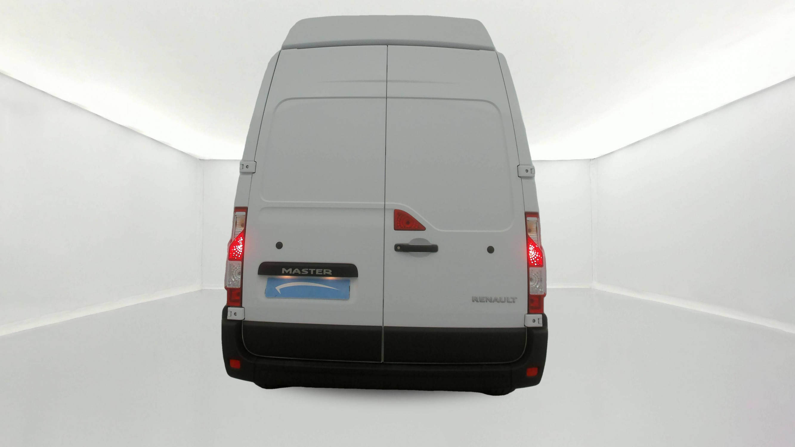 Vente en ligne Renault Master Fourgon MASTER FGN TRAC F3500 L3H3 BLUE DCI 135 au prix de 26 490 €