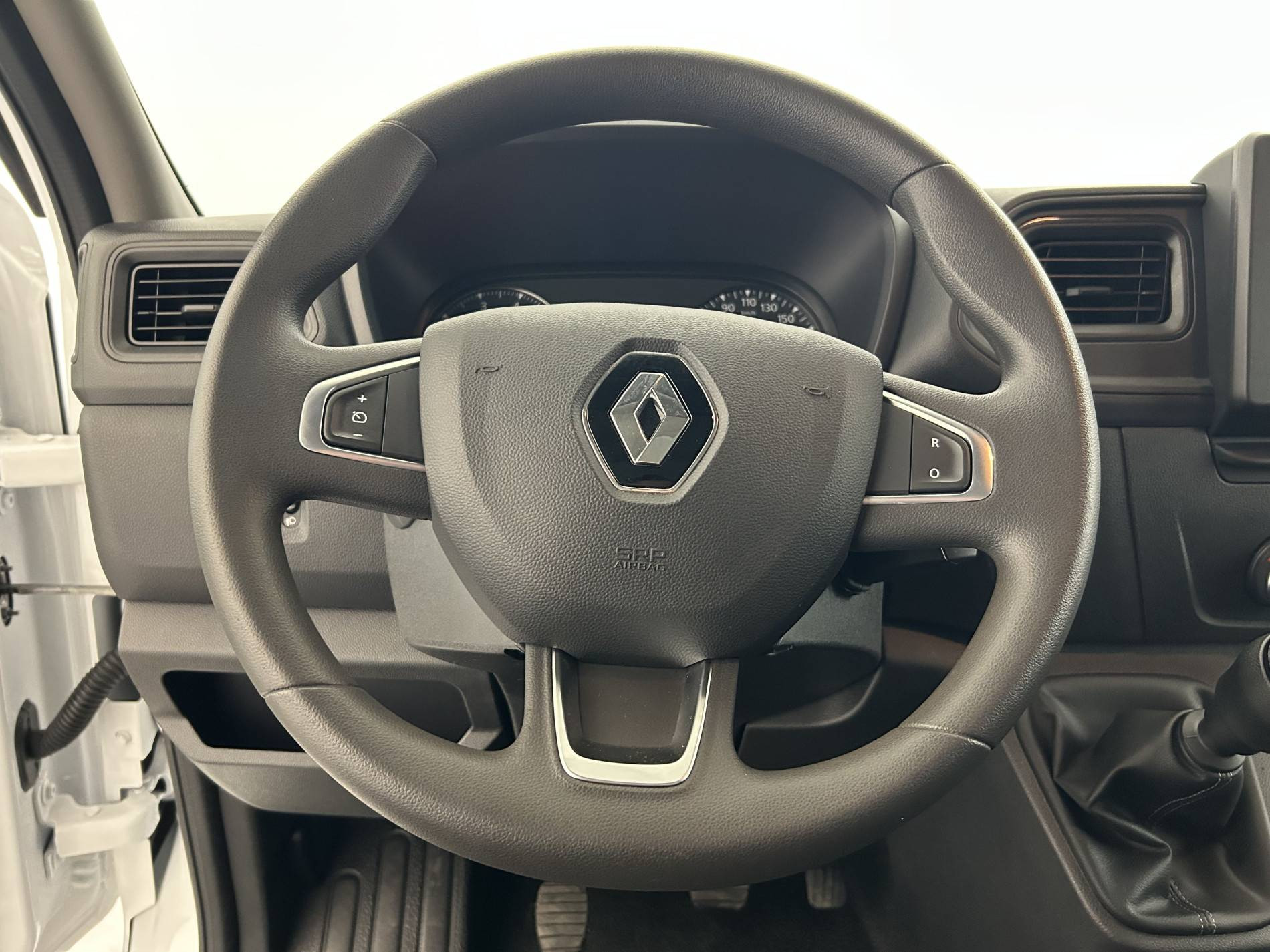Vente en ligne Renault Master Fourgon MASTER FGN TRAC F3500 L3H3 BLUE DCI 135 au prix de 26 490 €