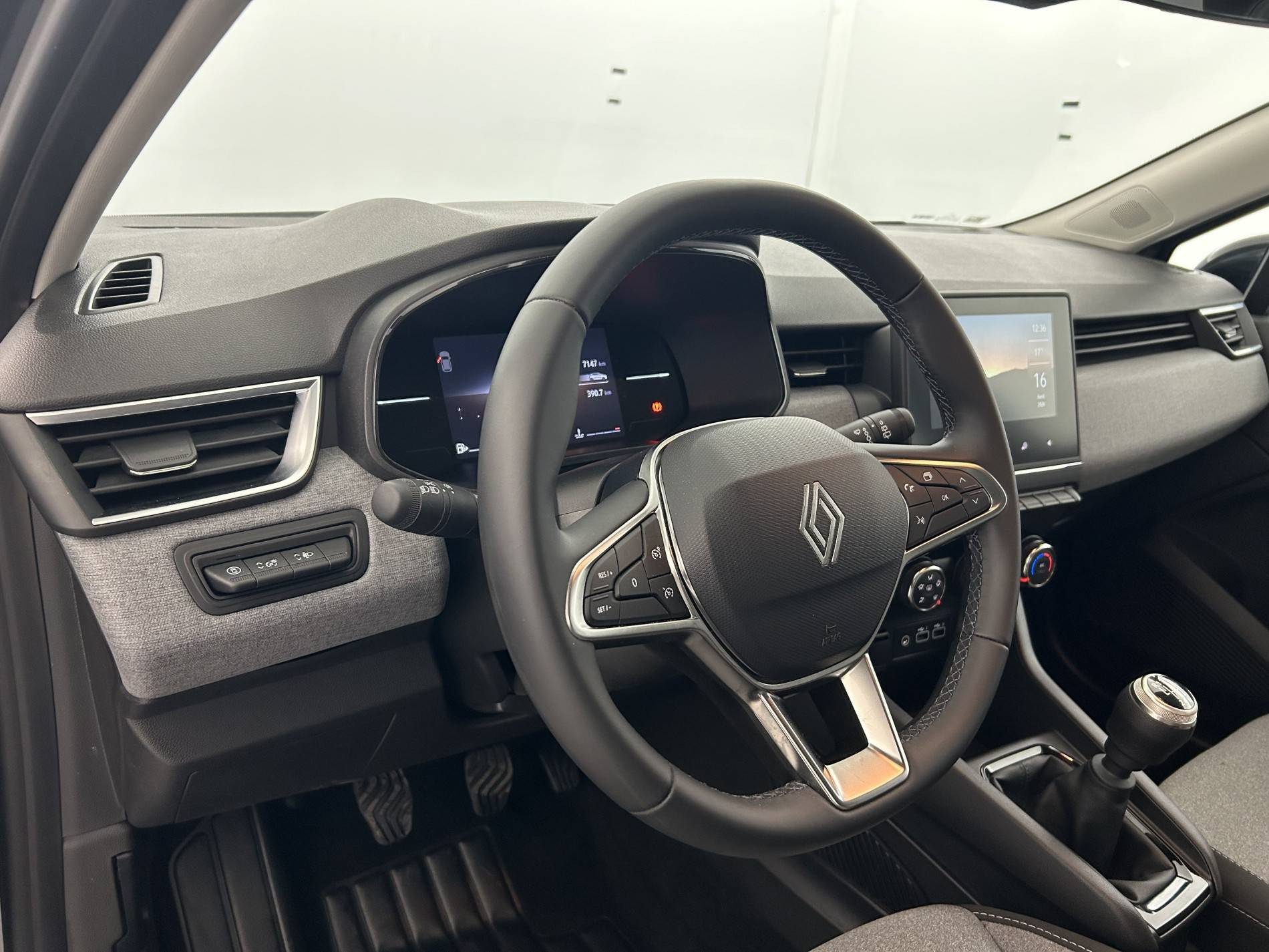 Vente en ligne Renault Clio 5 Clio Blue dCi 100 ch GSR2 au prix de 18 390 €