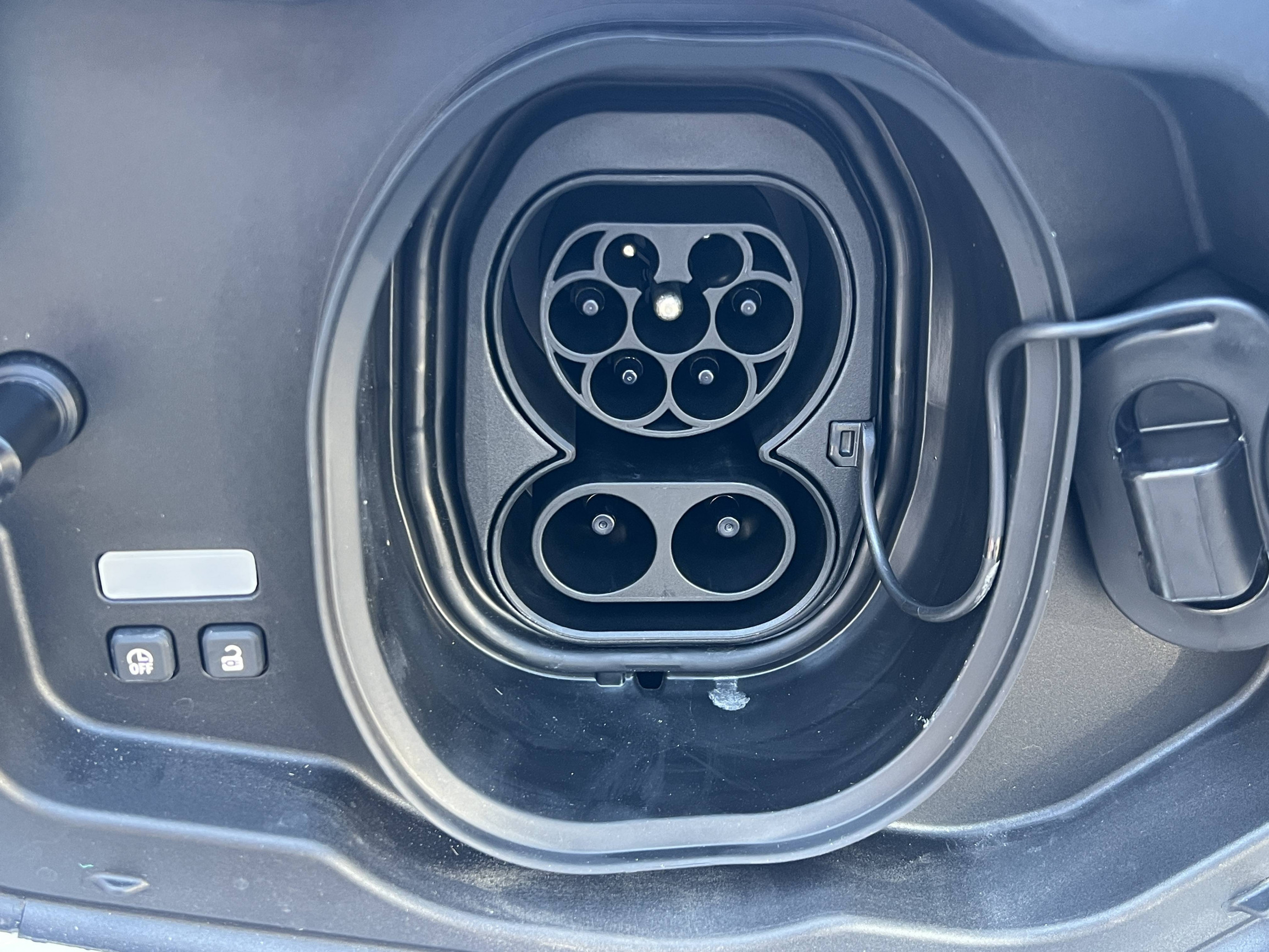 Vente en ligne Renault Master E-Tech MASTER ELECTRIQUE FG GRANDE AUTONOMIE L2H2 3T5 au prix de 48 080 €