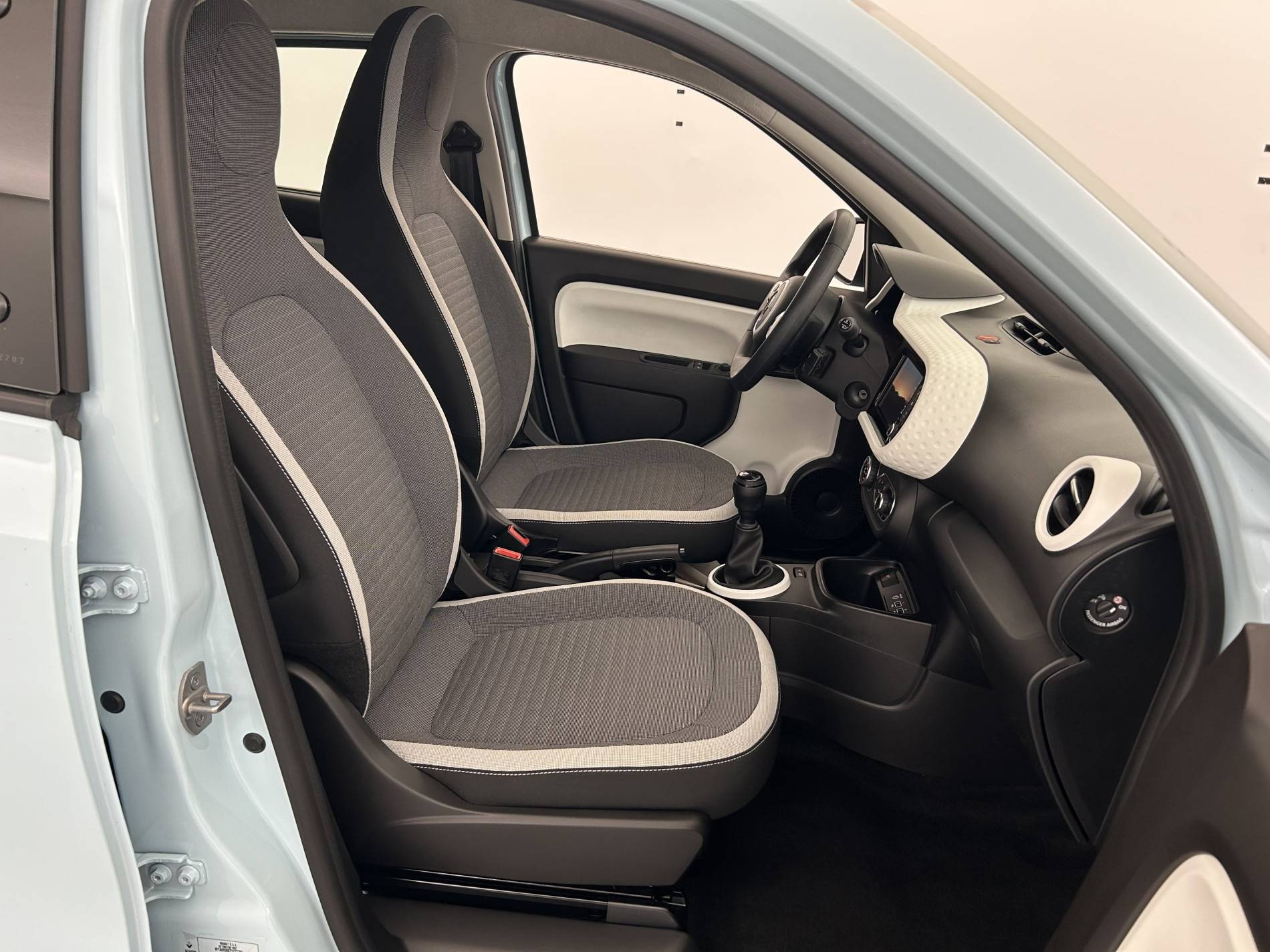 Vente en ligne Renault Twingo 3  SCe 65 au prix de 10 435 €