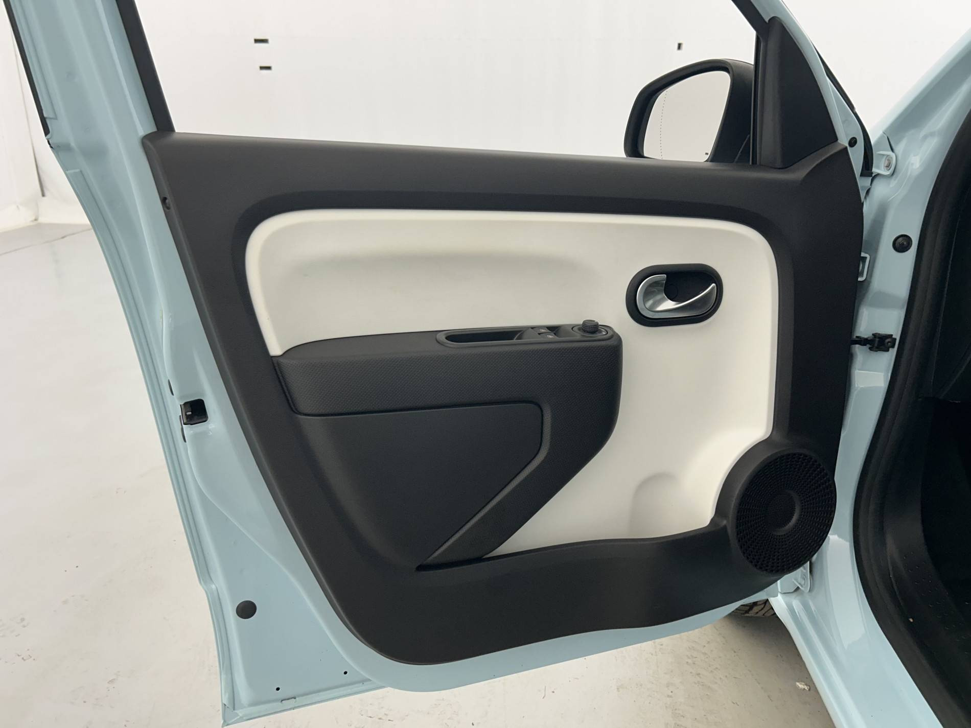 Vente en ligne Renault Twingo 3  SCe 65 au prix de 10 435 €