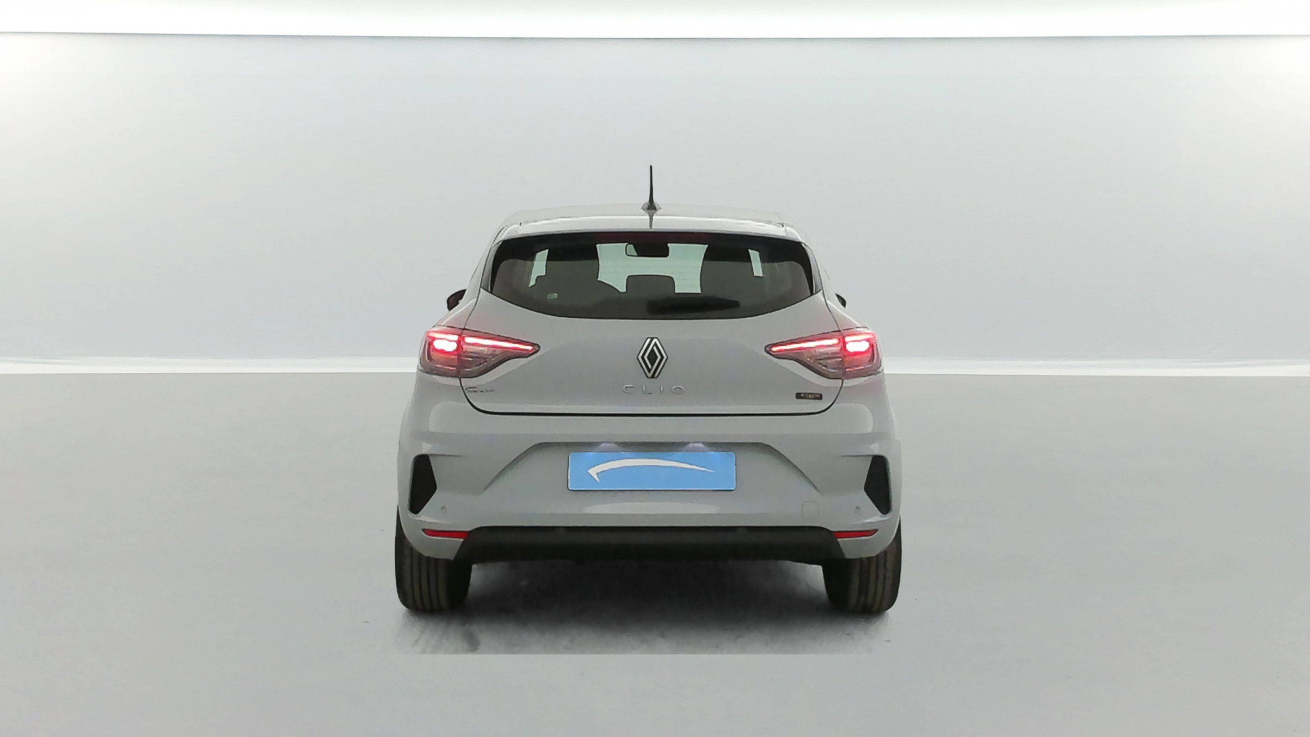Vente en ligne Renault Clio 5 Clio E-Tech full hybrid 145 ch GSR2 au prix de 18 990 €