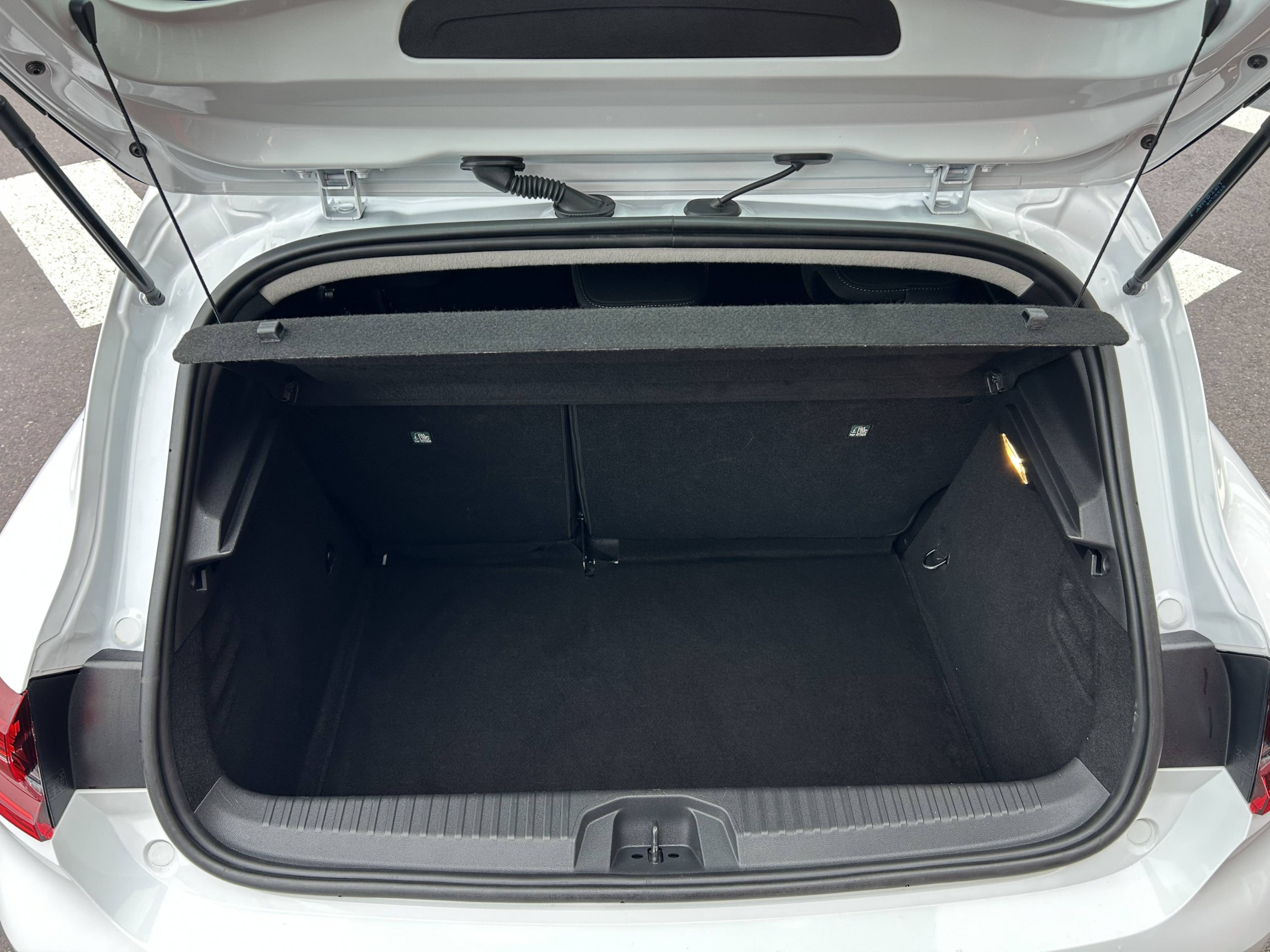 Vente en ligne Renault Clio 5 Clio SCe 65 au prix de 12 753 €