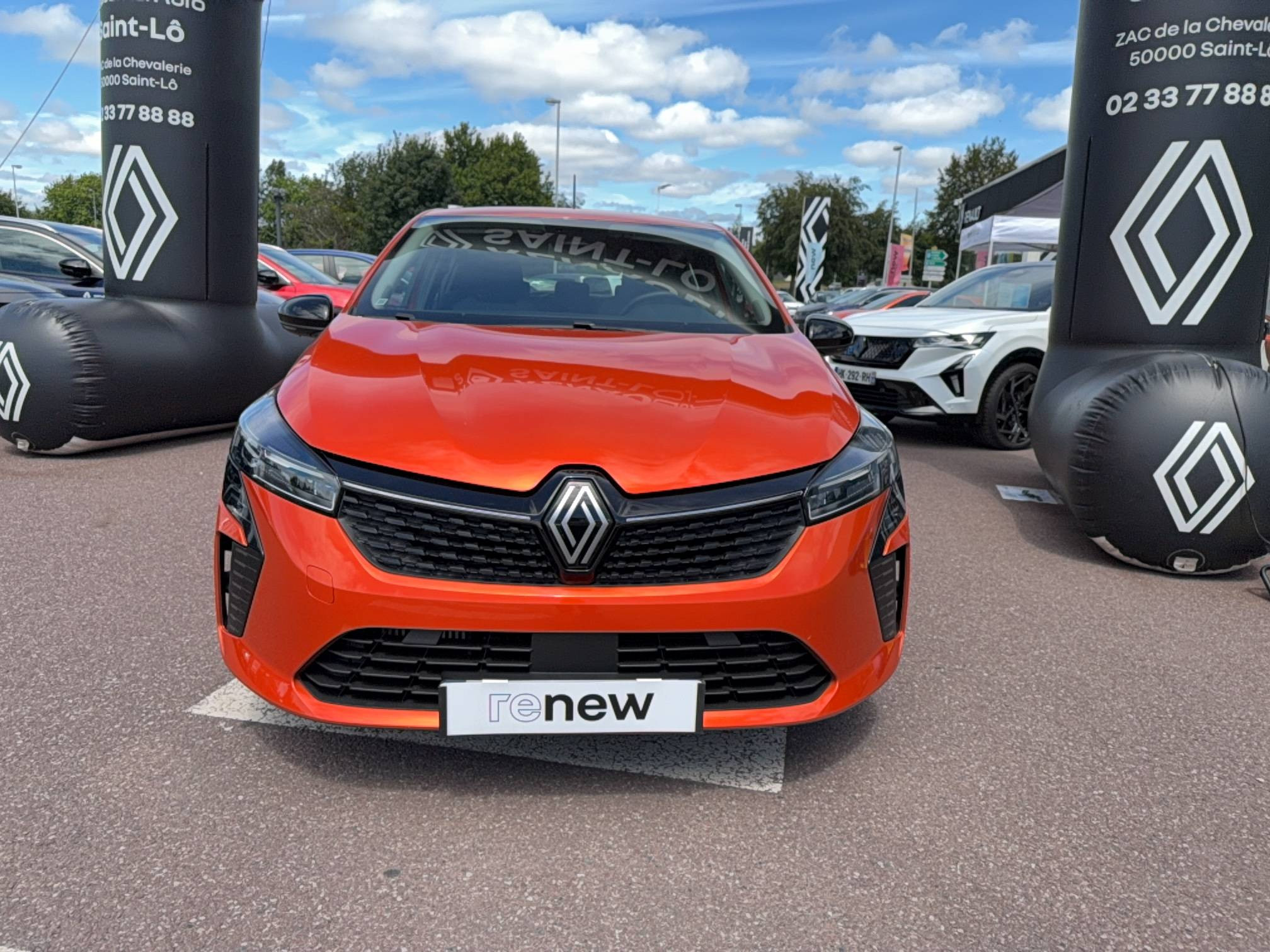 Vente en ligne Renault Clio 5 Clio TCe 100 GPL au prix de 15 470 €