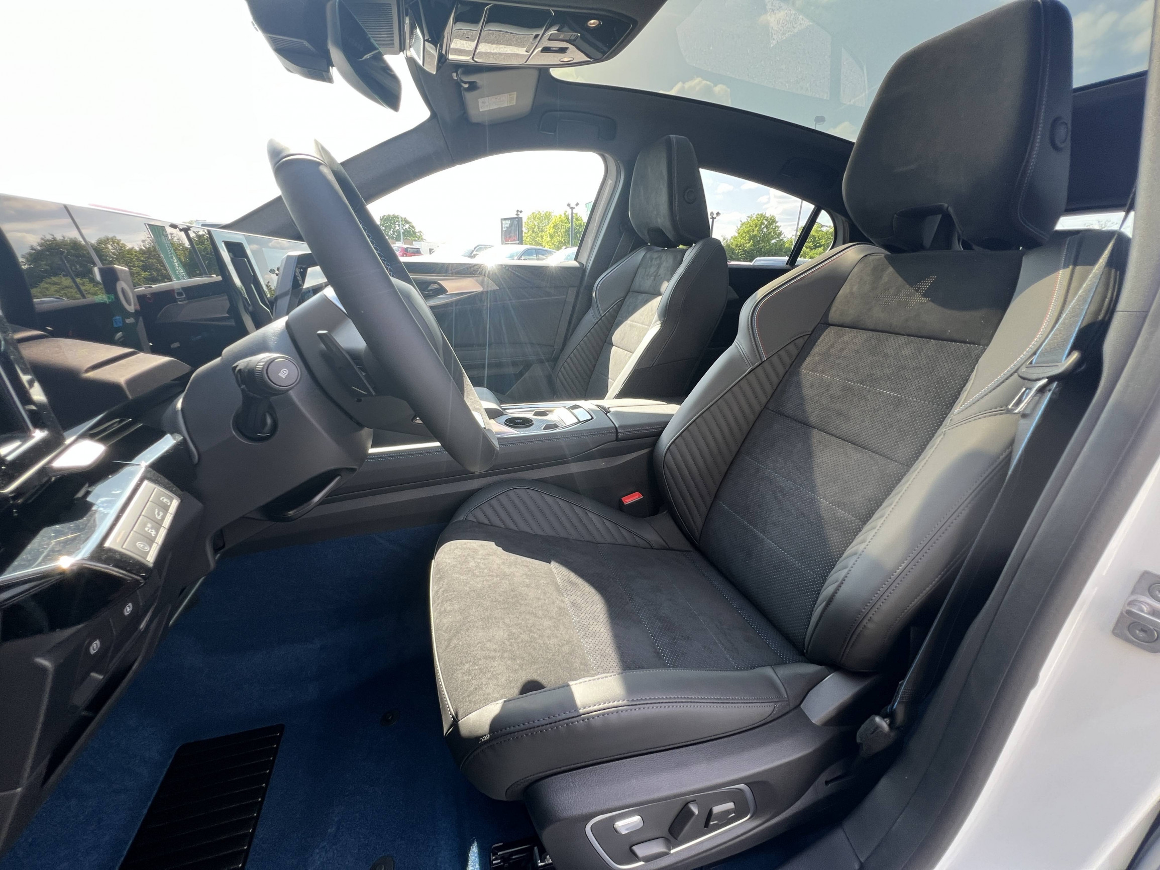 Vente en ligne Renault Rafale  hyper hybrid E-Tech 300 ch 4x4 au prix de 54 990 €