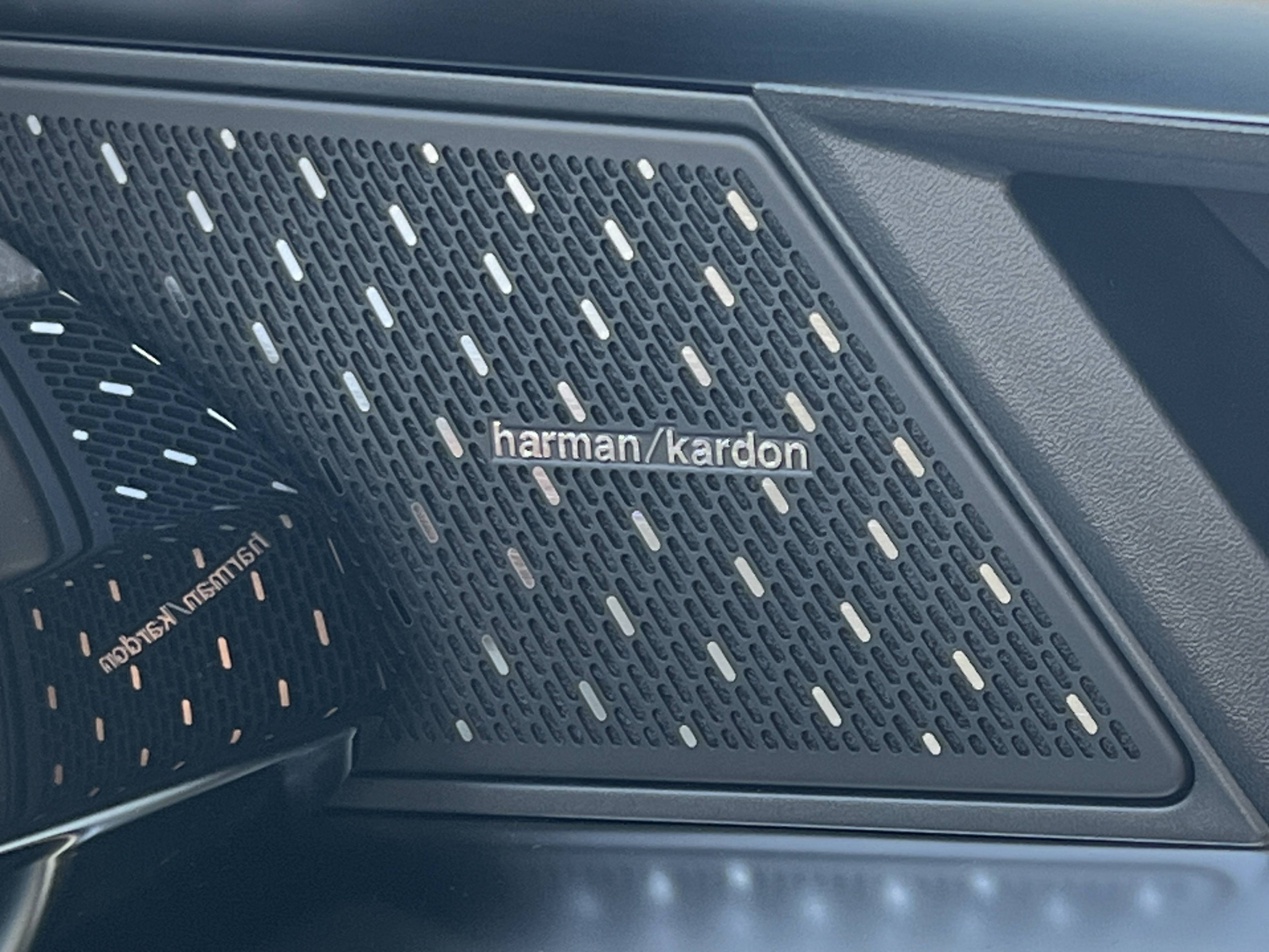 Vente en ligne Renault Rafale  hyper hybrid E-Tech 300 ch 4x4 au prix de 54 990 €