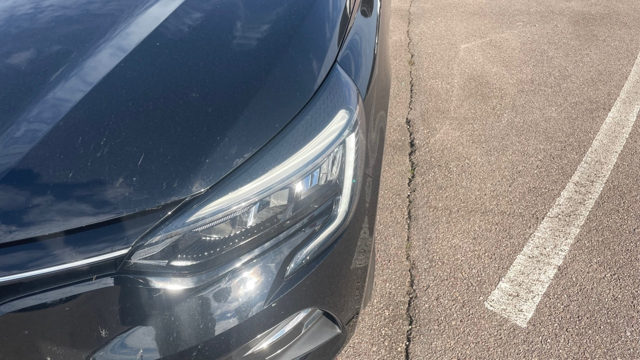 Vente en ligne Renault Clio 5 Clio Blue dCi 100 au prix de 14 990 €