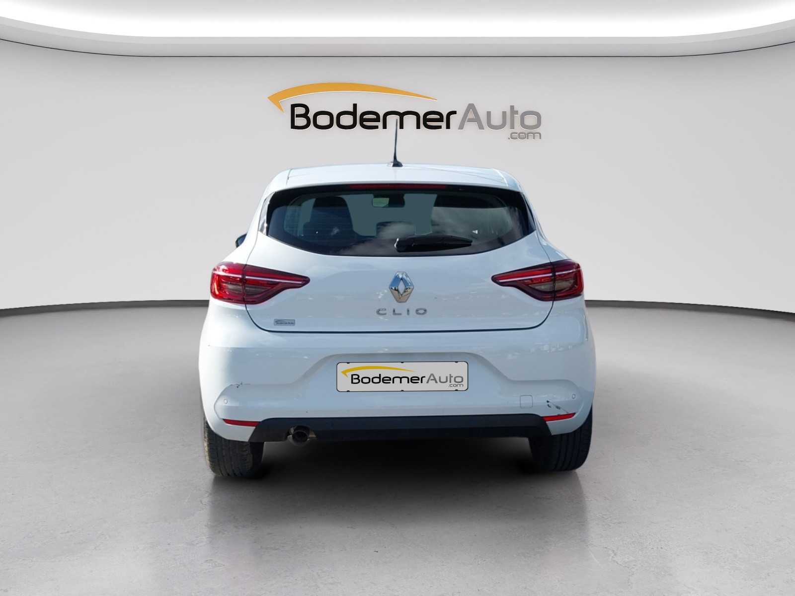 Vente en ligne Renault Clio 5 Clio TCe 90 - 21N au prix de 13 690 €