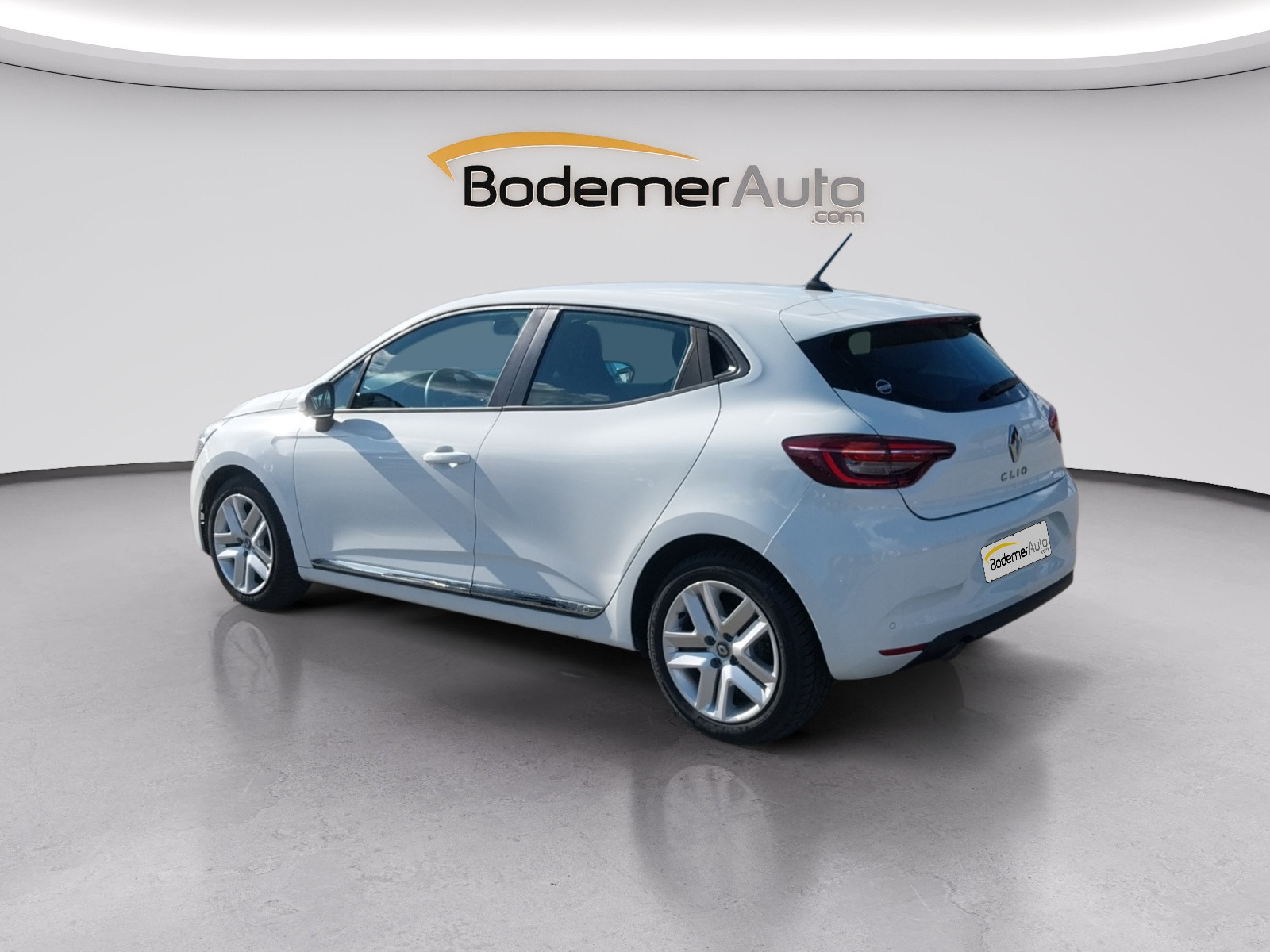 Vente en ligne Renault Clio 5 Clio TCe 90 X-Tronic - 21 au prix de 14 490 €