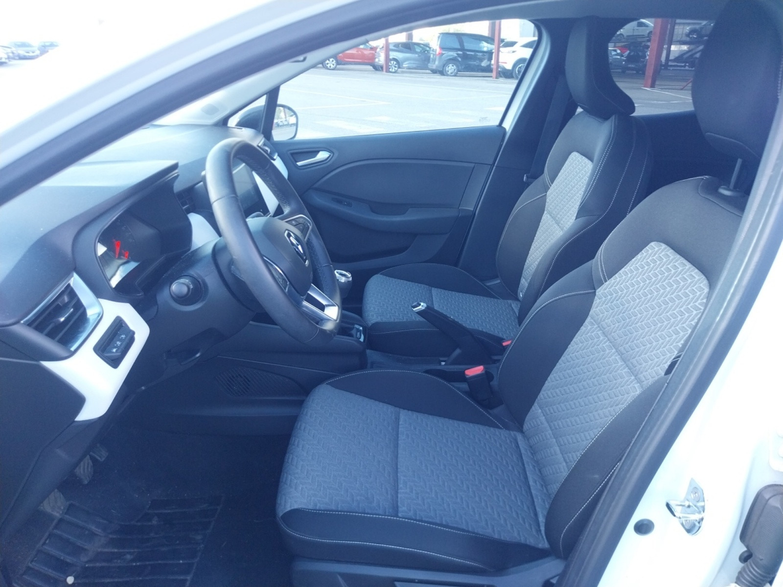 Vente en ligne Renault Clio 5 Clio Blue dCi 100 au prix de 13 490 €