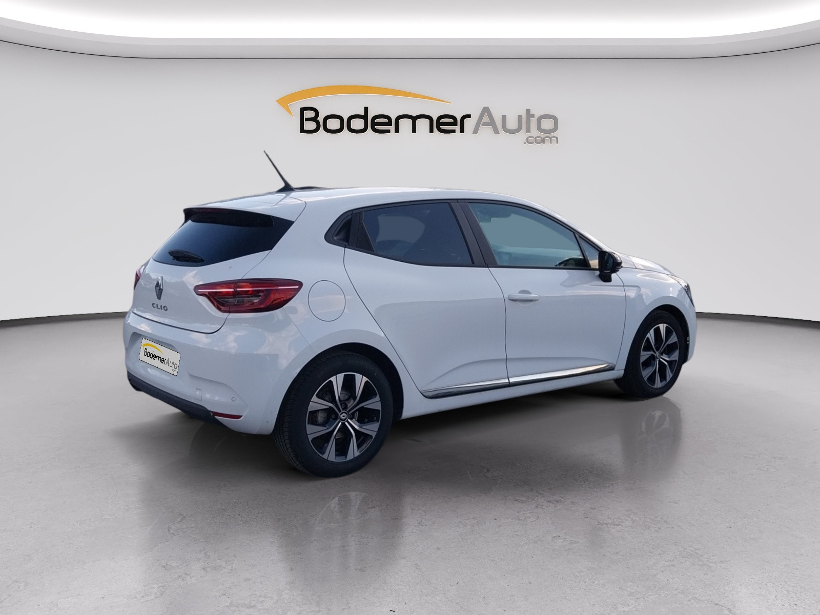 Vente en ligne Renault Clio 5 Clio Blue dCi 100 au prix de 13 490 €