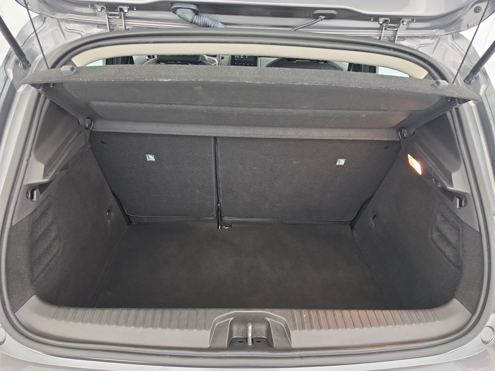 Vente en ligne Renault Clio 5 Clio Blue dCi 100 ch GSR2 au prix de 17 490 €