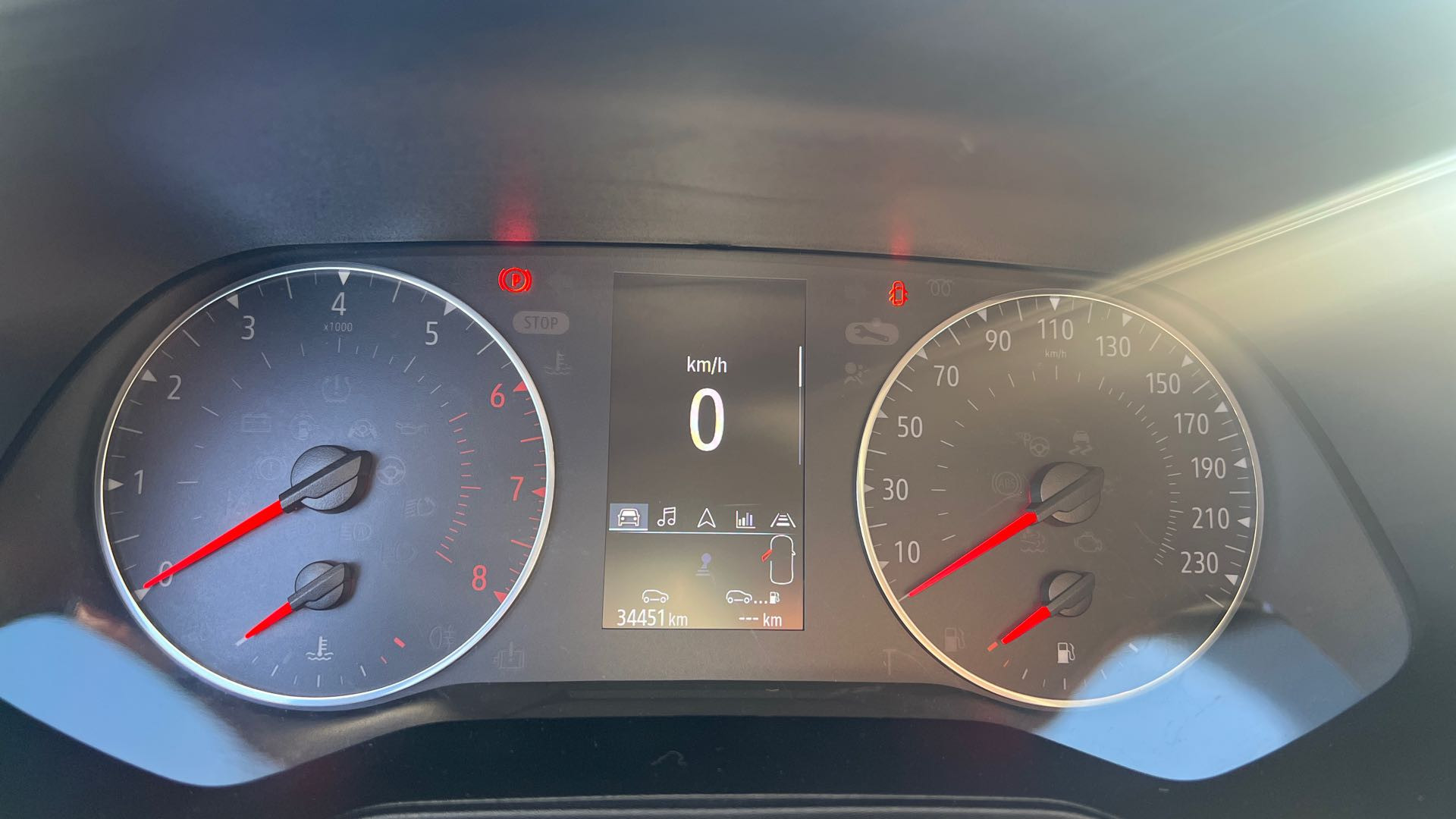 Vente en ligne Renault Clio 5 Clio TCe 90 - 21N au prix de 13 290 €