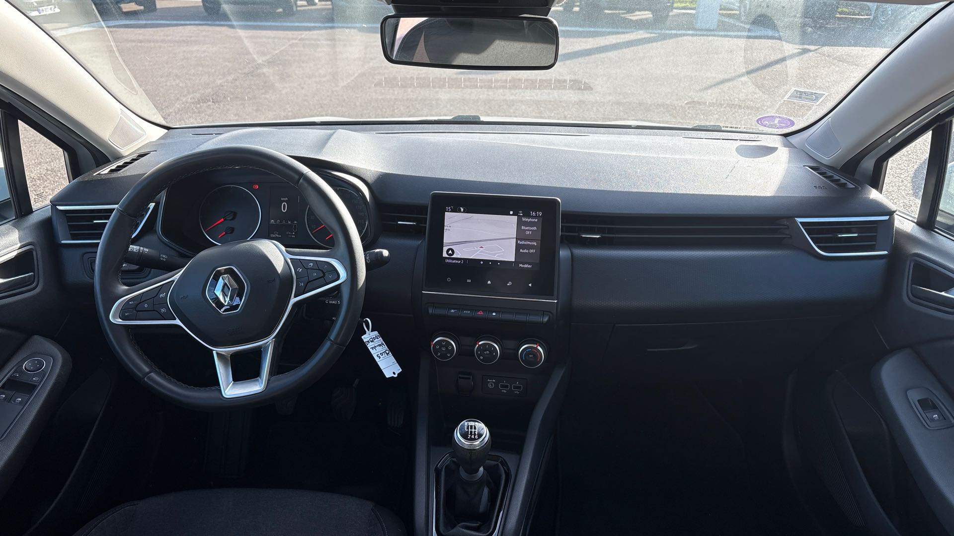 Vente en ligne Renault Clio 5 Clio TCe 90 - 21N au prix de 12 790 €