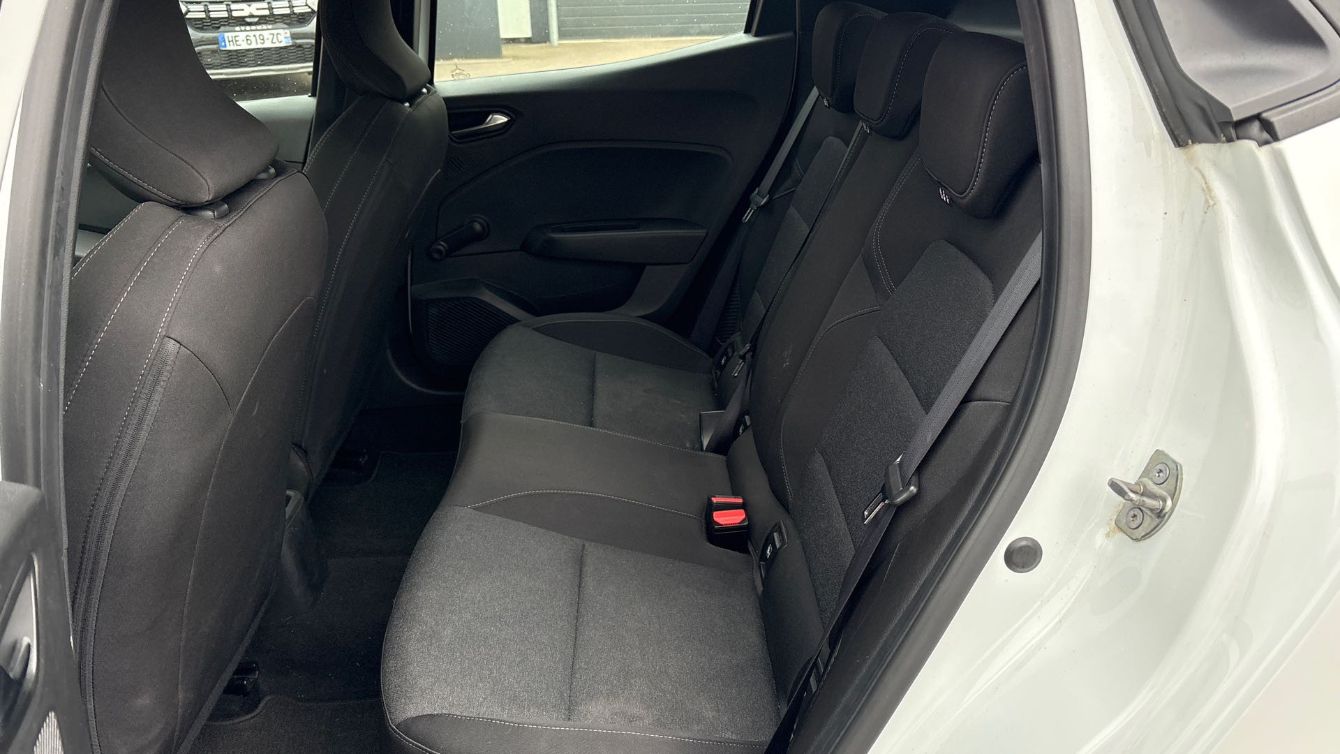 Vente en ligne Renault Clio 5 Clio E-Tech full hybrid 145 au prix de 16 390 €