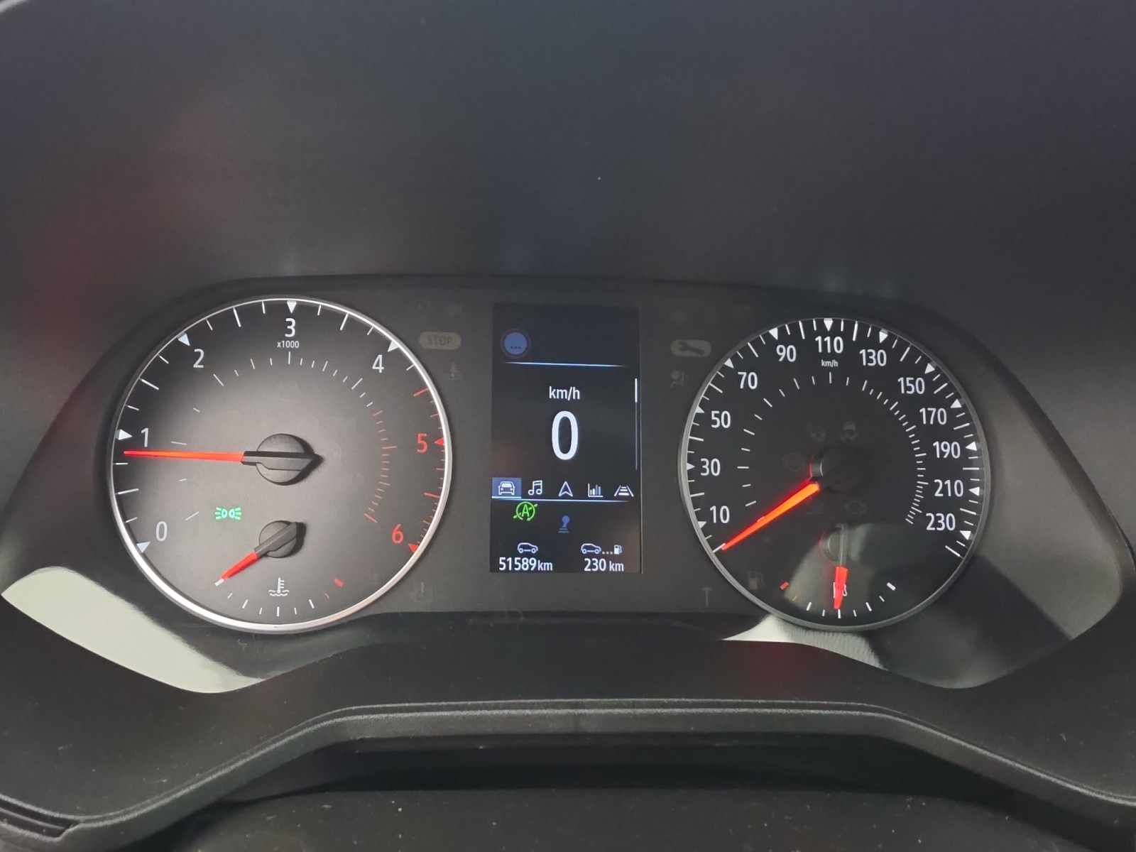 Vente en ligne Renault Clio 5 Clio Blue dCi 100 au prix de 14 990 €