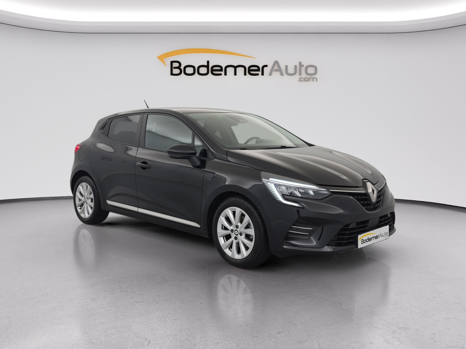 Vente en ligne Renault Clio 5 Clio Blue dCi 100 au prix de 14 990 €