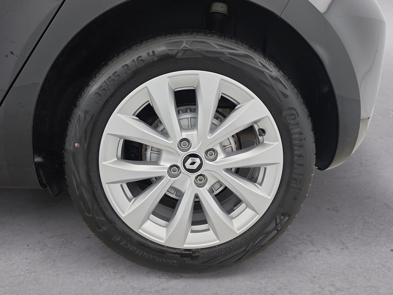 Vente en ligne Renault Clio 5 Clio Blue dCi 100 au prix de 14 990 €
