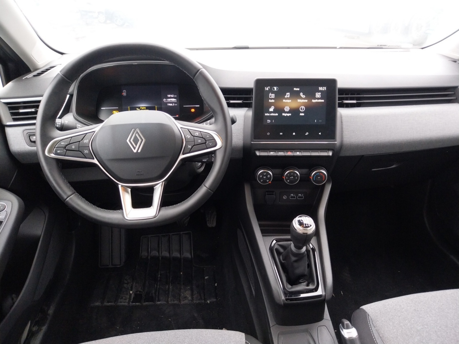 Vente en ligne Renault Clio 5 Clio Blue dCi 100 ch GSR2 au prix de 17 490 €