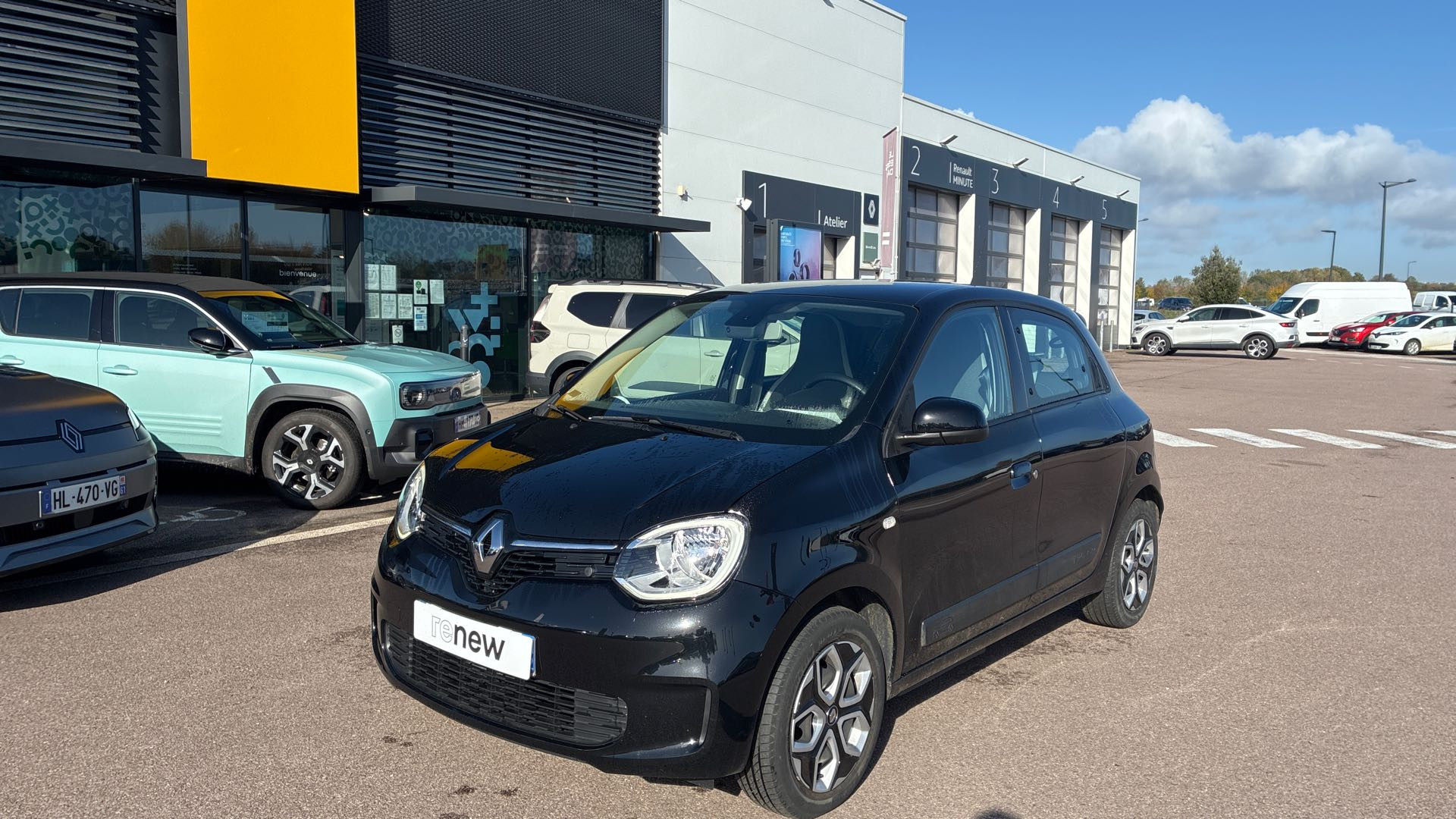 Renault Twingo Electrique Twingo III E-Tech occasion de 2024 en vente à Alençon