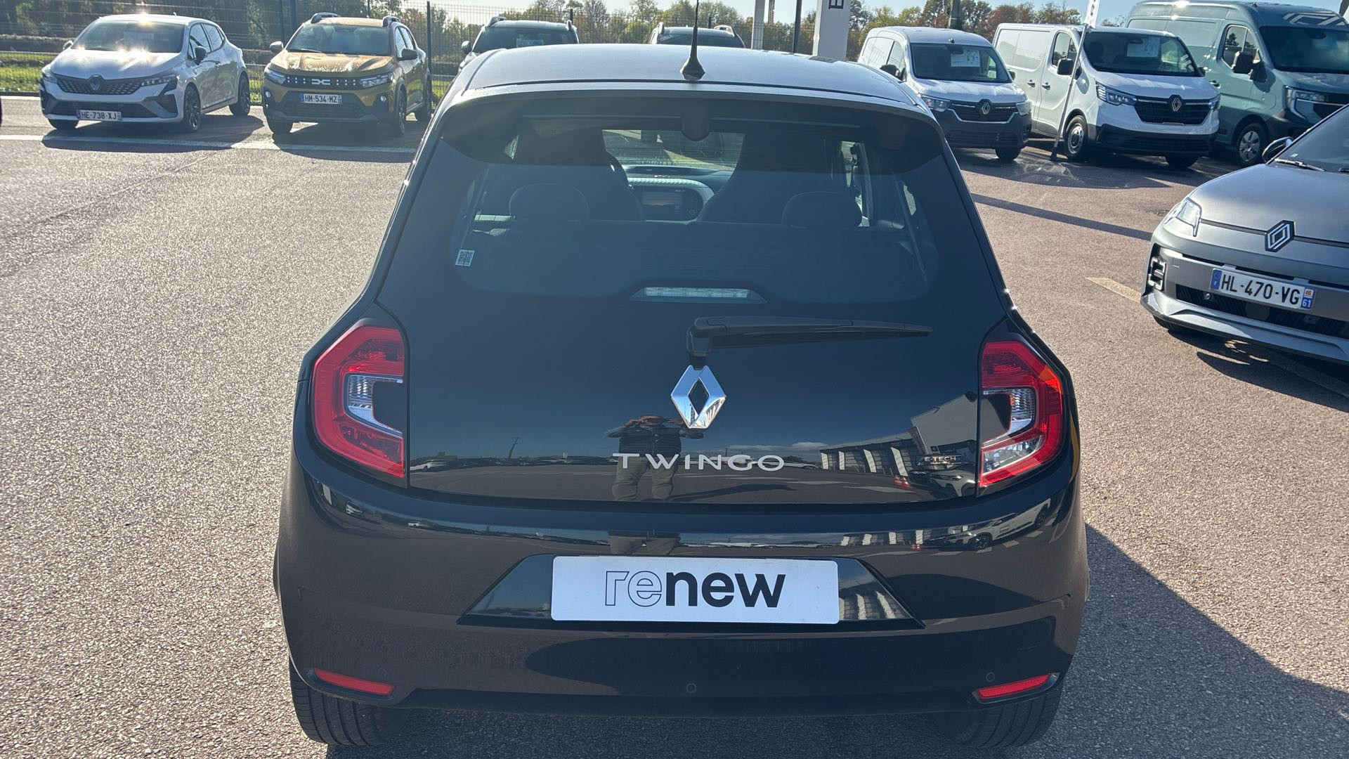 Vente en ligne Renault Twingo Electrique Twingo III E-Tech au prix de 13 990 €