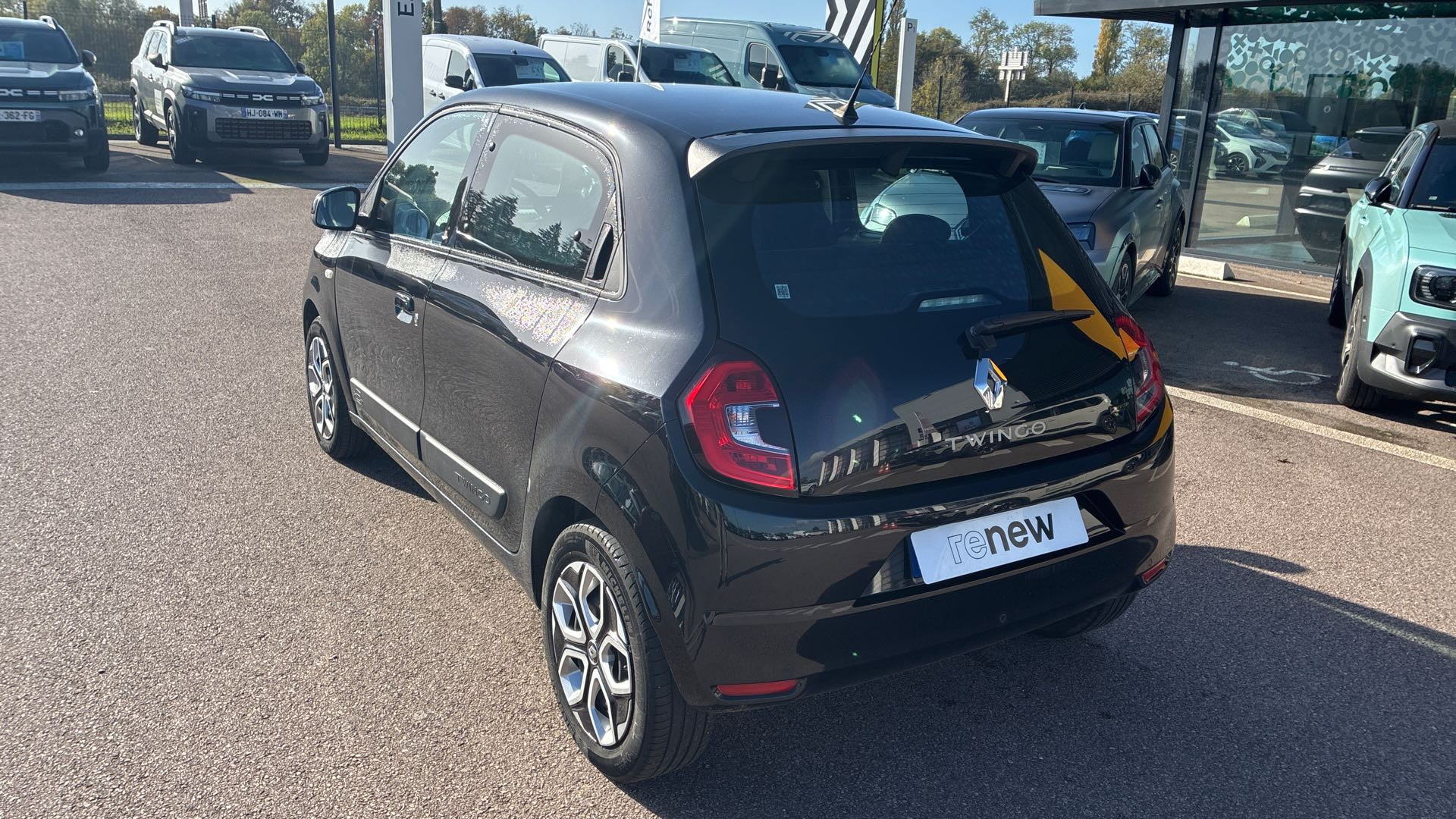Vente en ligne Renault Twingo Electrique Twingo III E-Tech au prix de 13 990 €