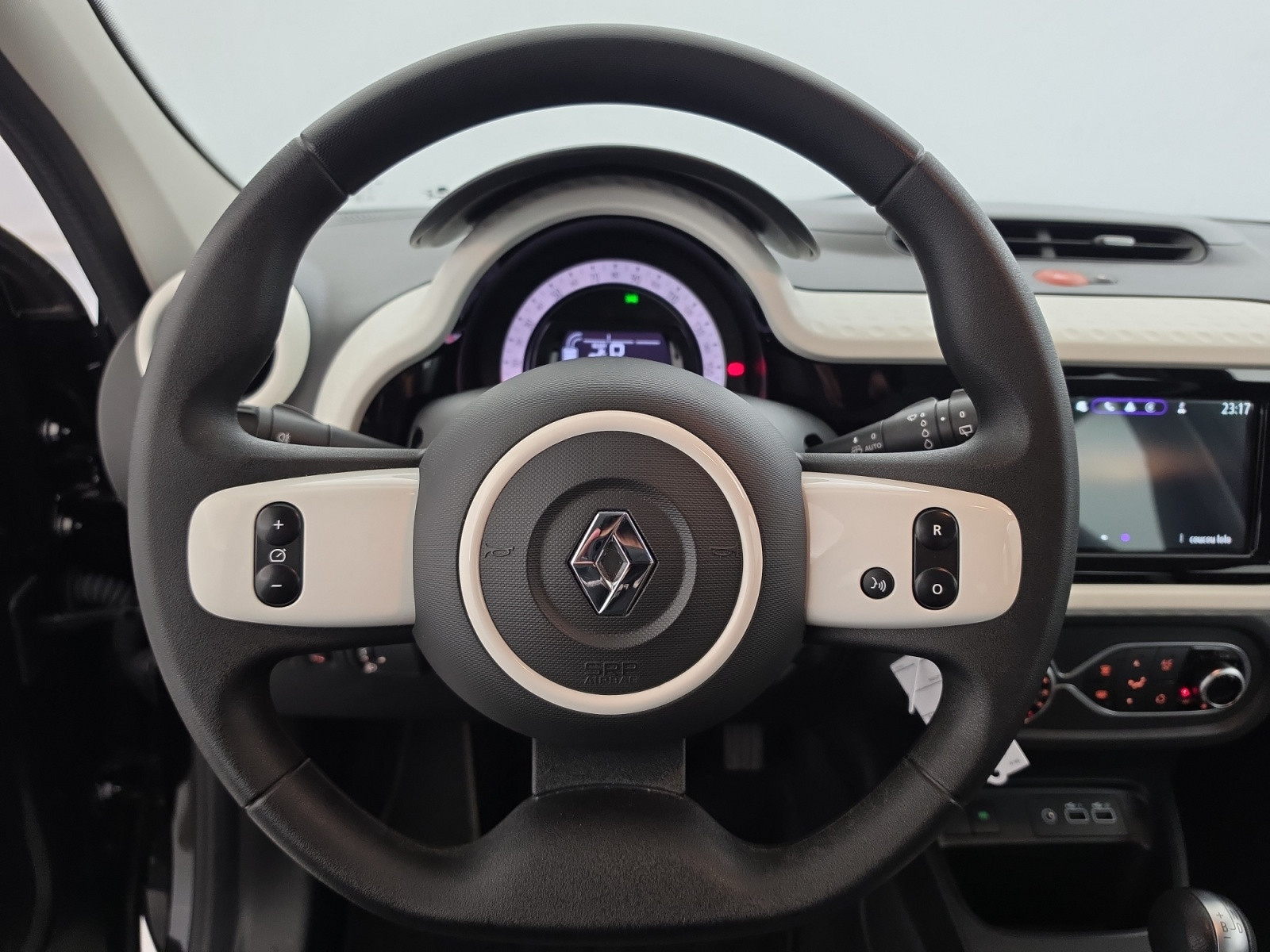 Vente en ligne Renault Twingo Electrique Twingo III E-Tech au prix de 13 990 €