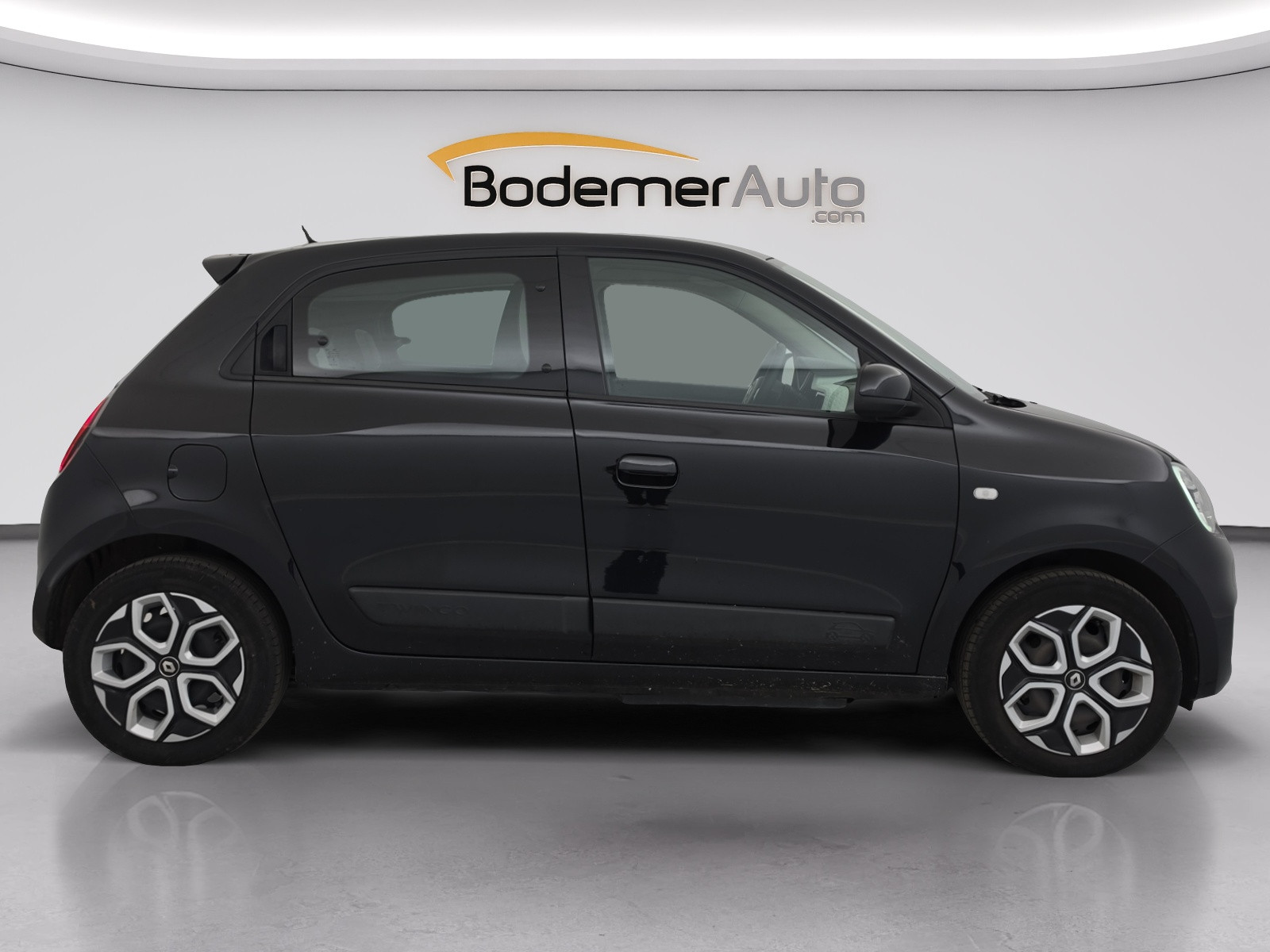 Vente en ligne Renault Twingo Electrique Twingo III E-Tech au prix de 13 990 €