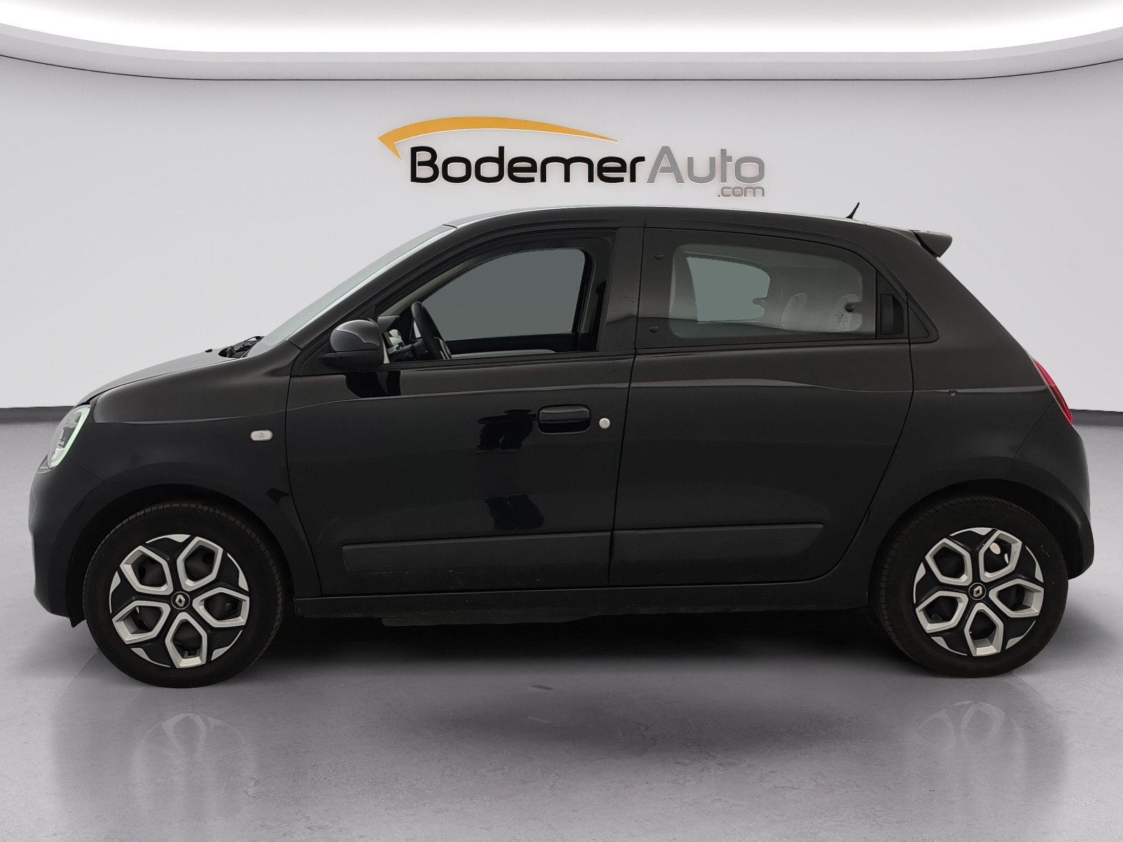 Vente en ligne Renault Twingo Electrique Twingo III E-Tech au prix de 13 990 €