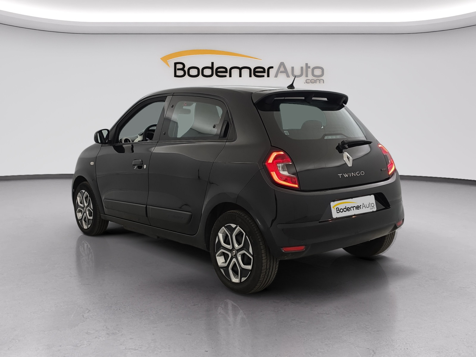 Vente en ligne Renault Twingo Electrique Twingo III E-Tech au prix de 13 990 €