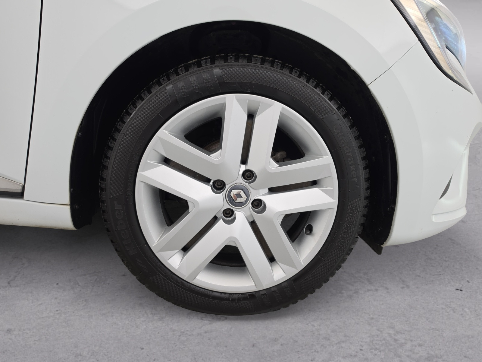 Vente en ligne Renault Clio 5 Clio TCe 90 X-Tronic - 21 au prix de 14 490 €