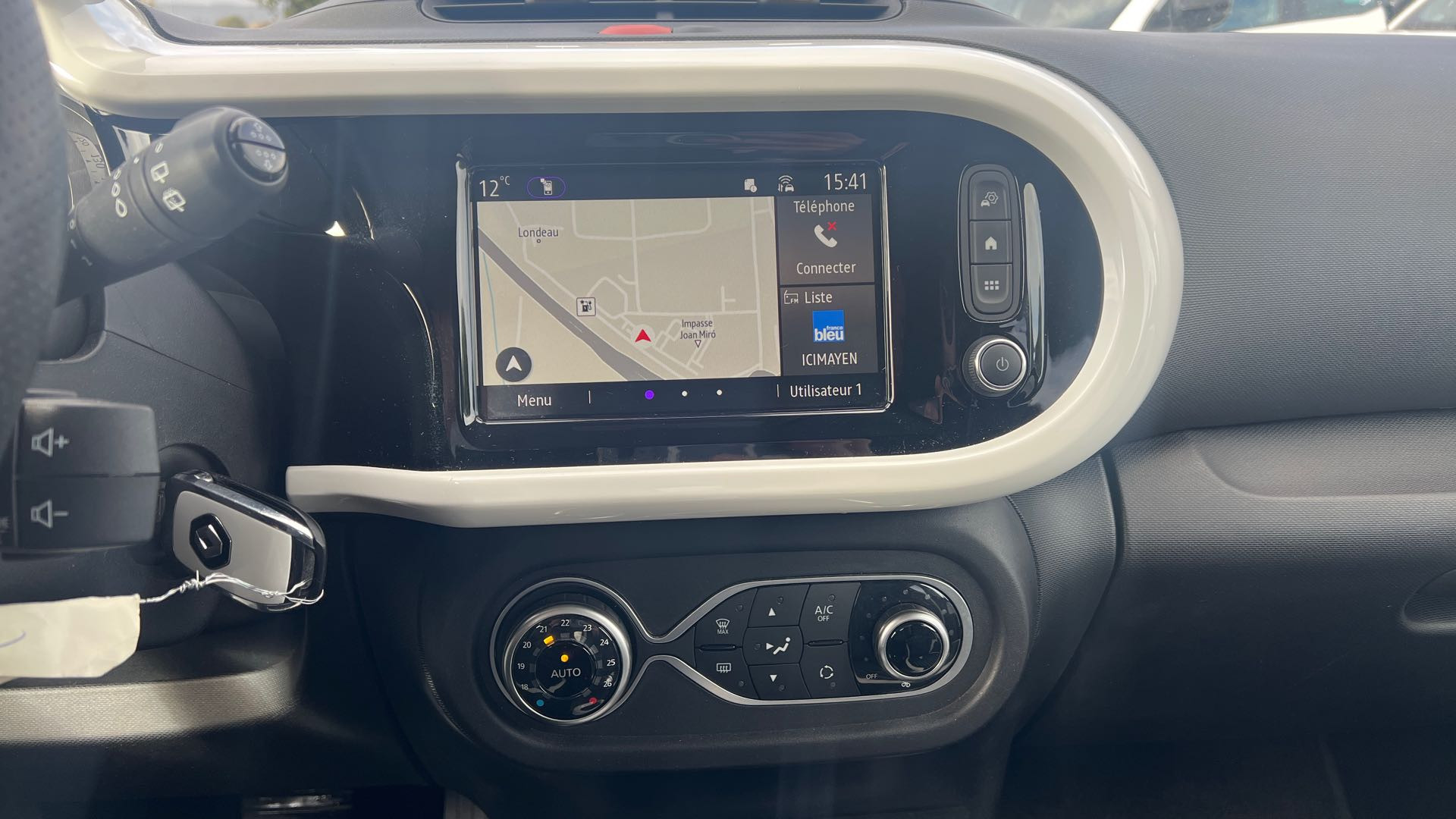 Vente en ligne Renault Twingo Electrique Twingo III E-Tech au prix de 13 990 €