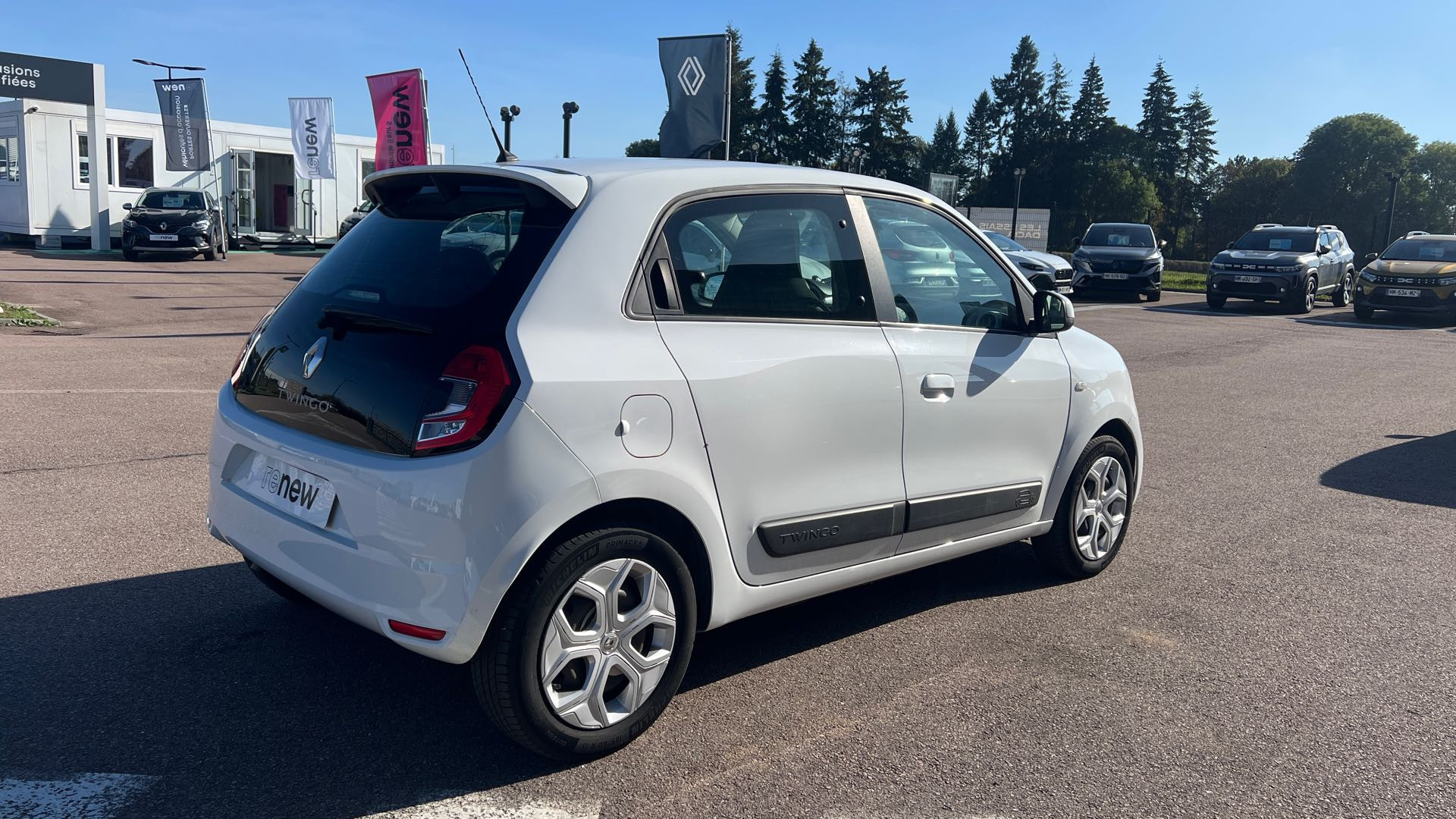 Vente en ligne Renault Twingo 3  SCe 65 - 21 au prix de 11 990 €