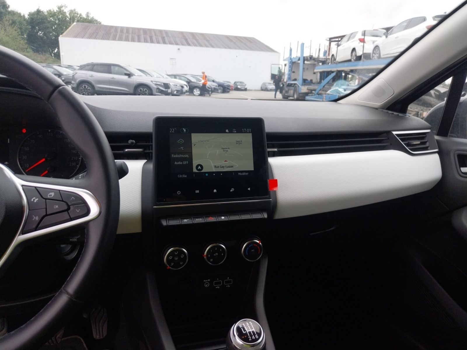 Vente en ligne Renault Clio 5 Clio TCe 100 GPL au prix de 14 690 €