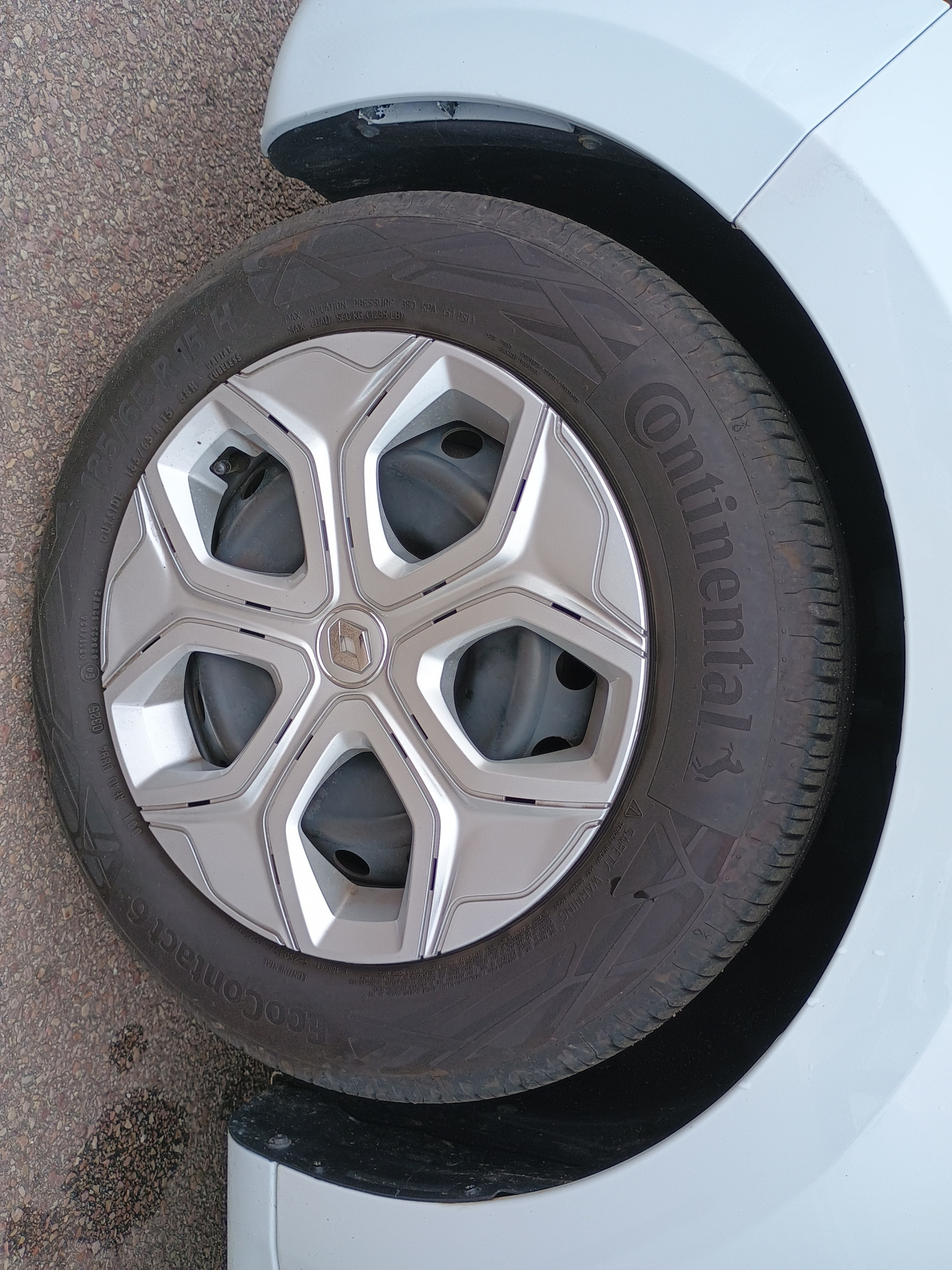 Vente en ligne Renault Clio 5 Clio SCe 65 - 21N au prix de 11 990 €