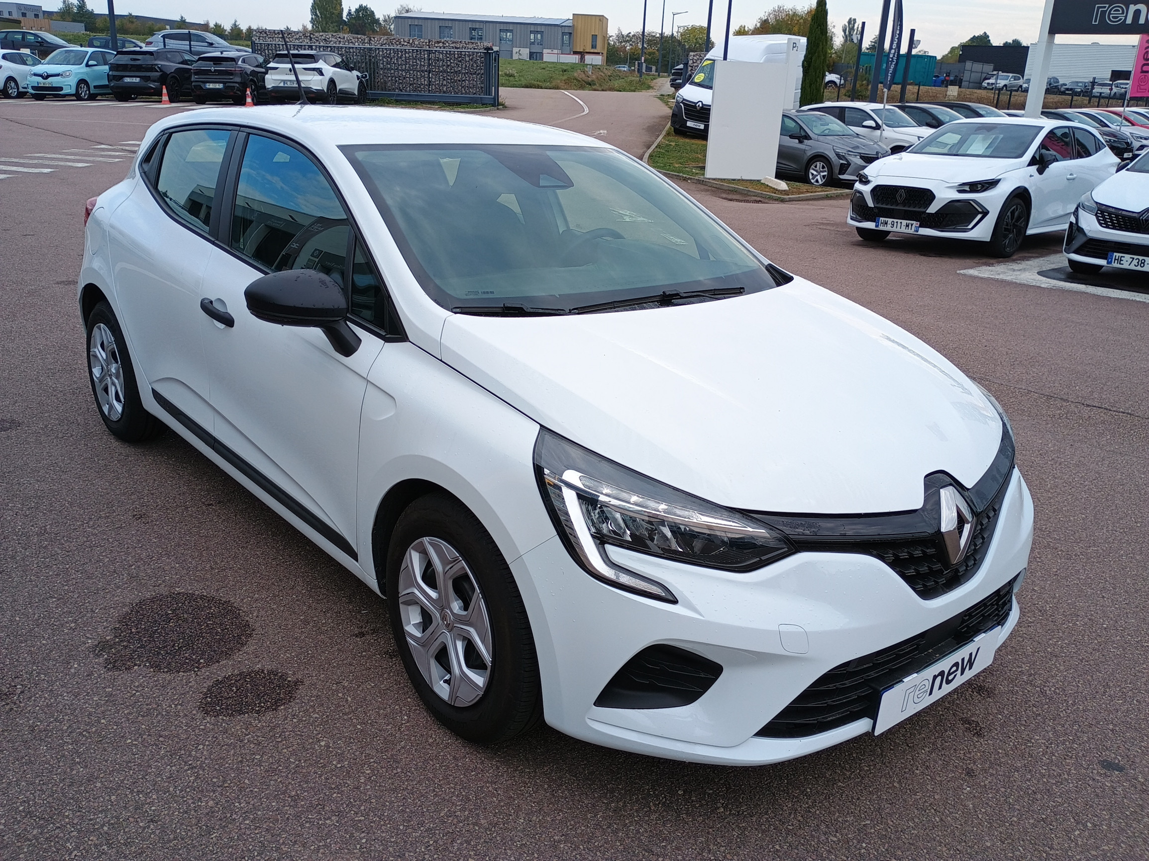 Vente en ligne Renault Clio 5 Clio SCe 65 - 21N au prix de 11 990 €