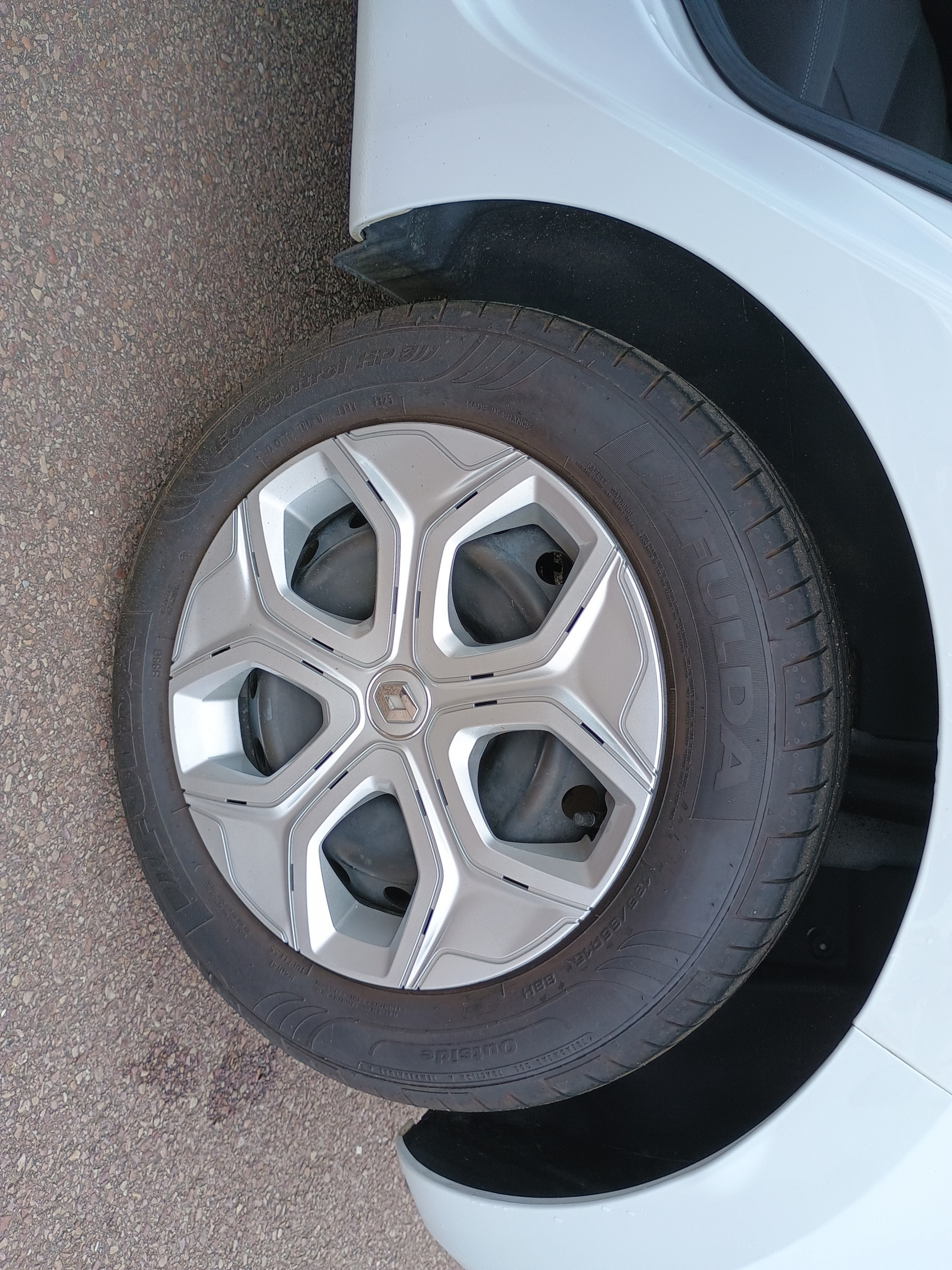 Vente en ligne Renault Clio 5 Clio SCe 65 - 21N au prix de 11 990 €