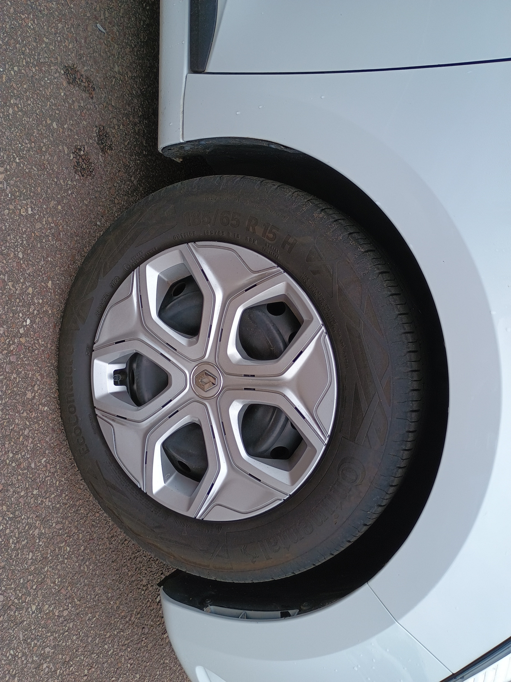 Vente en ligne Renault Clio 5 Clio SCe 65 - 21N au prix de 11 990 €