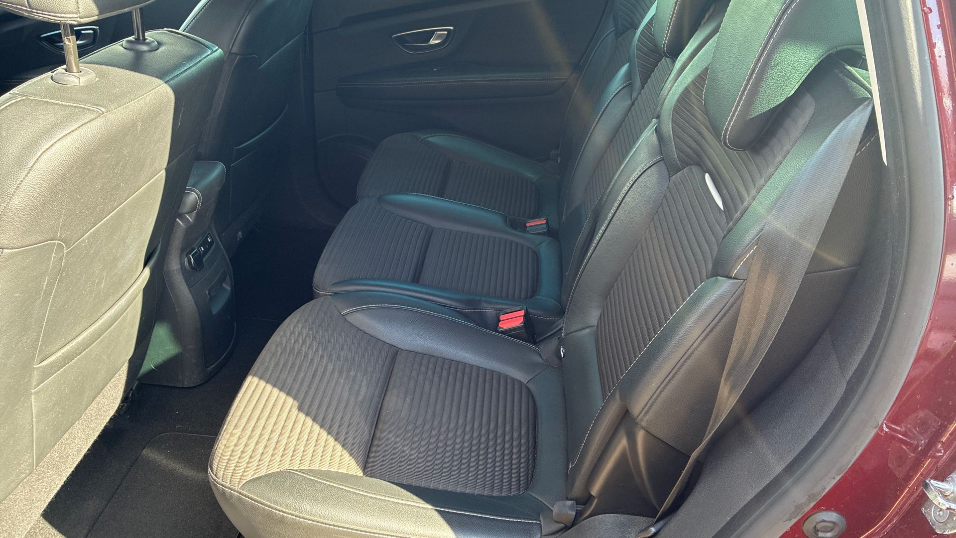 Vente en ligne Renault Grand Scenic 4 Grand Scenic Blue dCi 120 EDC au prix de 16 490 €