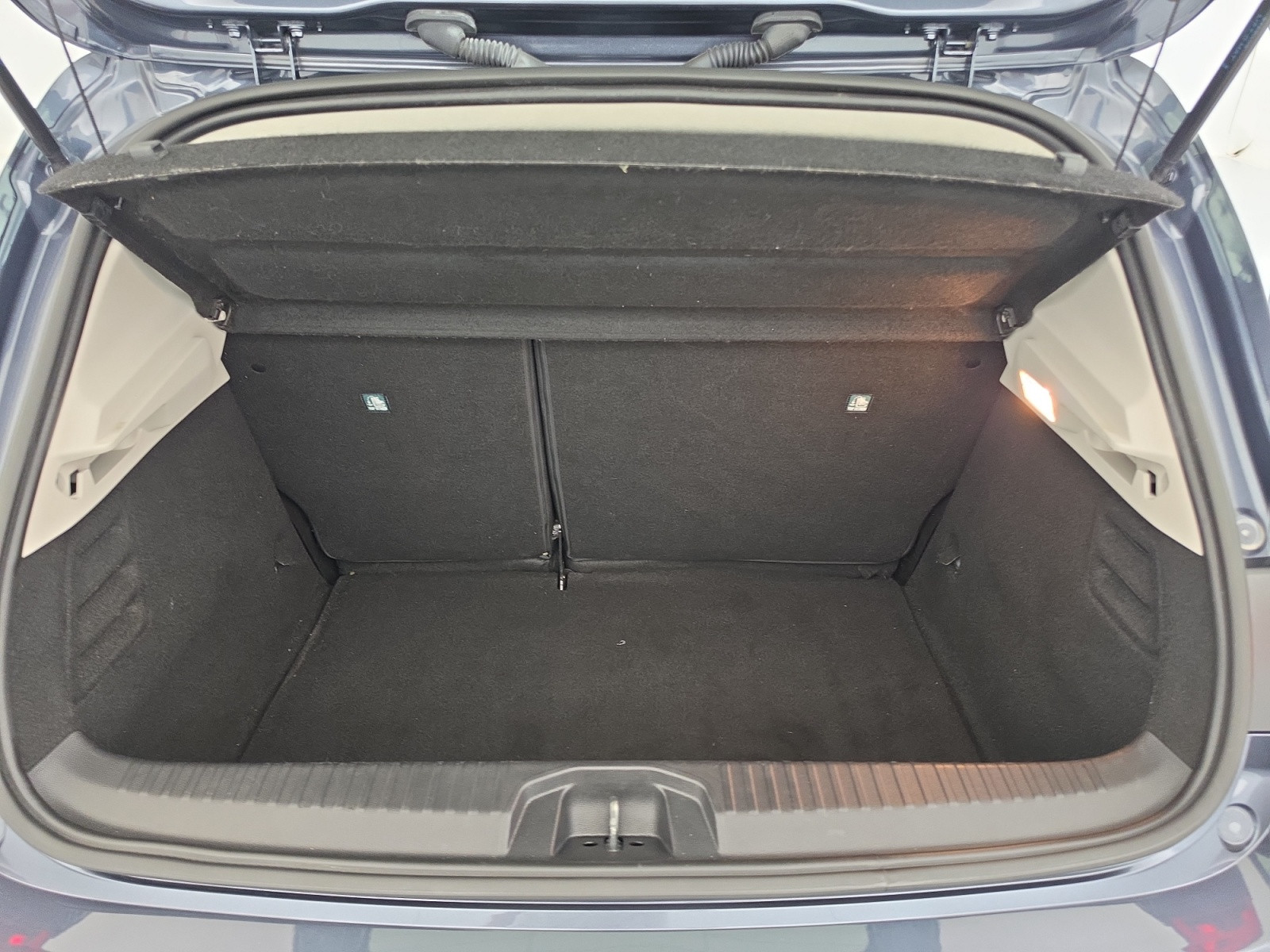 Vente en ligne Renault Clio 5 Clio TCe 100 GPL - 21N au prix de 13 990 €