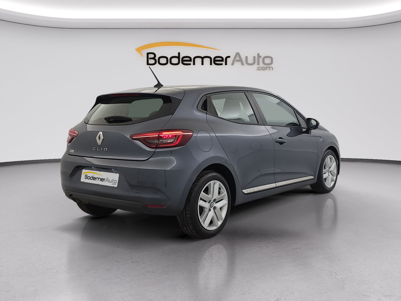 Vente en ligne Renault Clio 5 Clio TCe 100 GPL - 21N au prix de 13 990 €