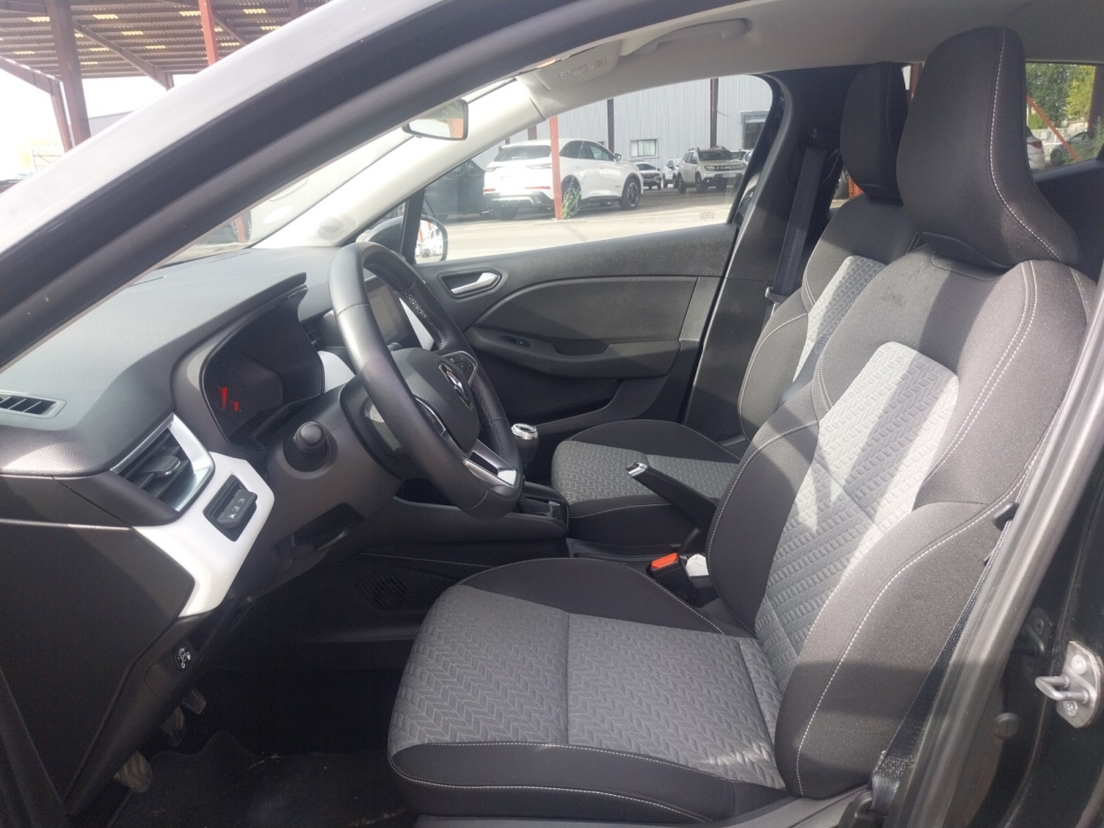 Vente en ligne Renault Clio 5 Clio TCe 100 GPL au prix de 14 390 €