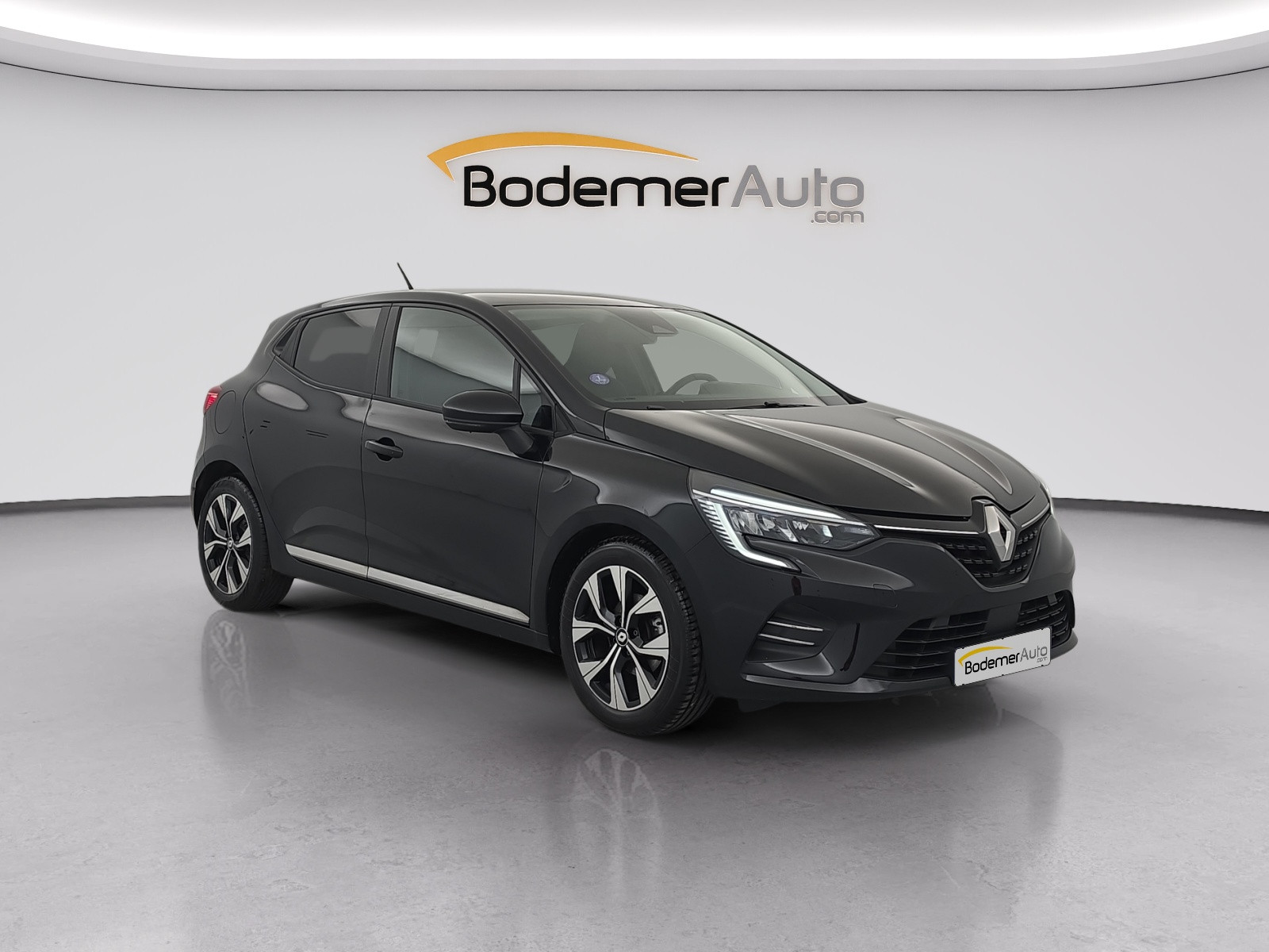 Vente en ligne Renault Clio 5 Clio TCe 100 GPL au prix de 14 390 €