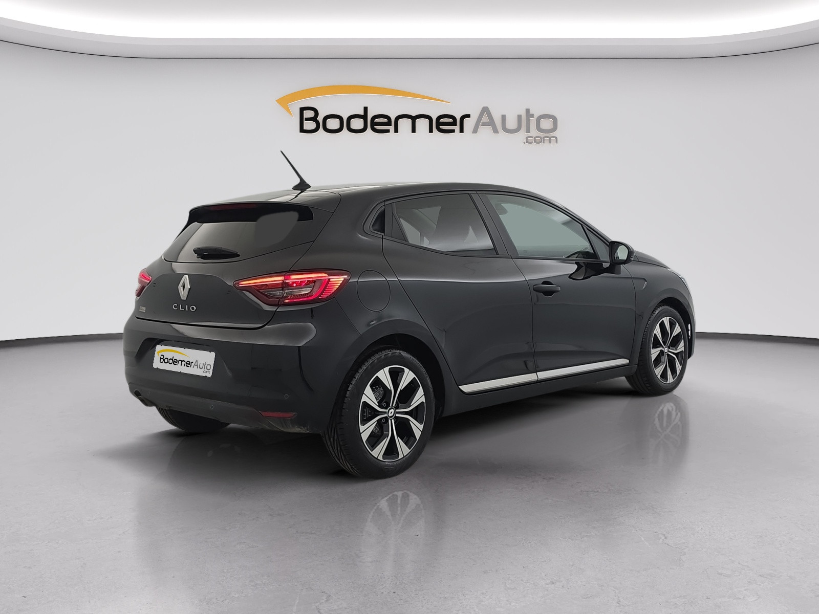 Vente en ligne Renault Clio 5 Clio TCe 100 GPL au prix de 14 390 €