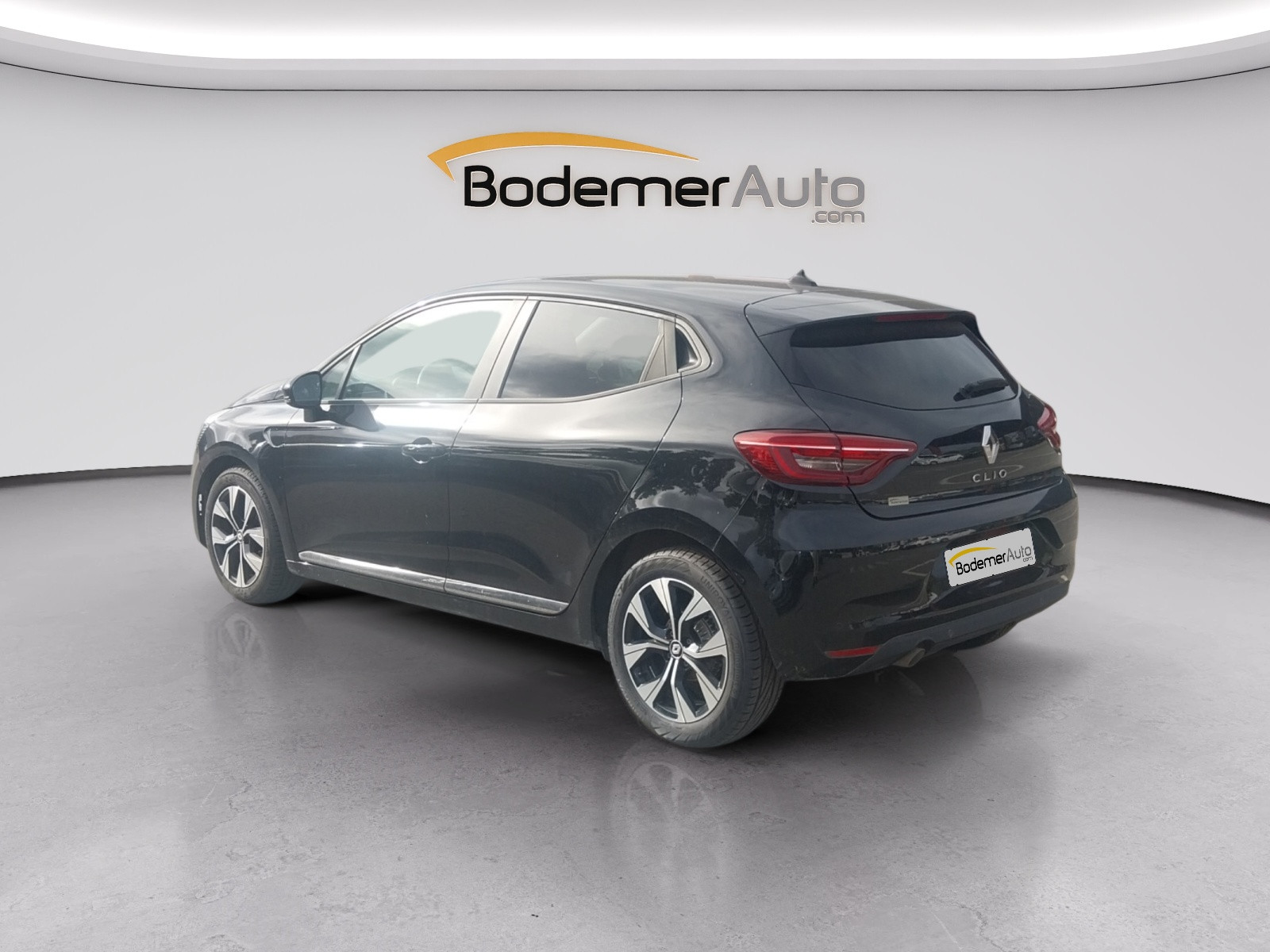 Vente en ligne Renault Clio 5 Clio TCe 100 GPL au prix de 14 390 €