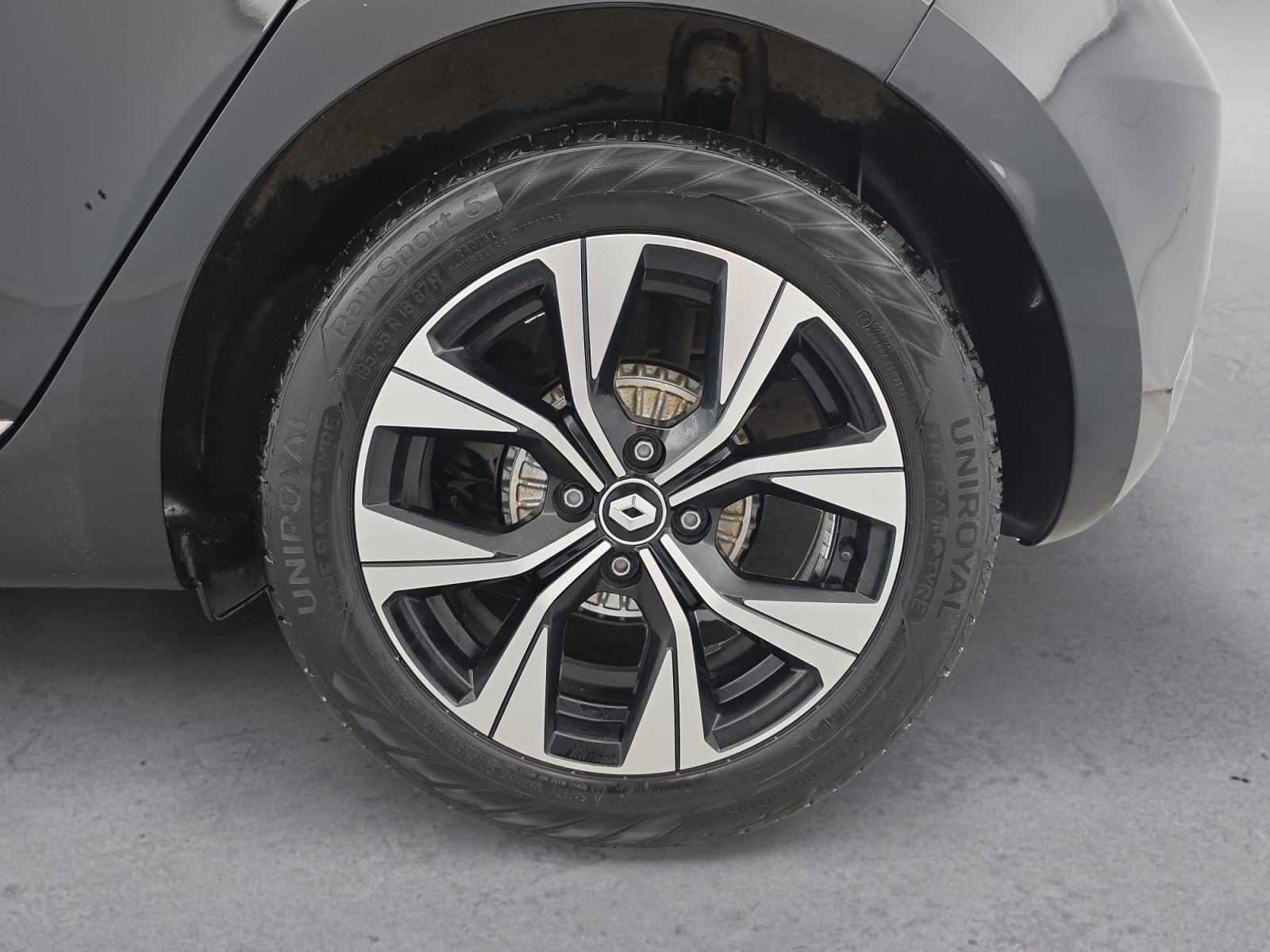 Vente en ligne Renault Clio 5 Clio TCe 100 GPL au prix de 14 390 €