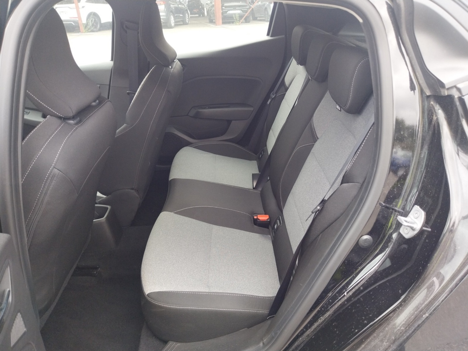 Vente en ligne Renault Clio 5 Clio Blue dCi 100 ch GSR2 au prix de 17 990 €