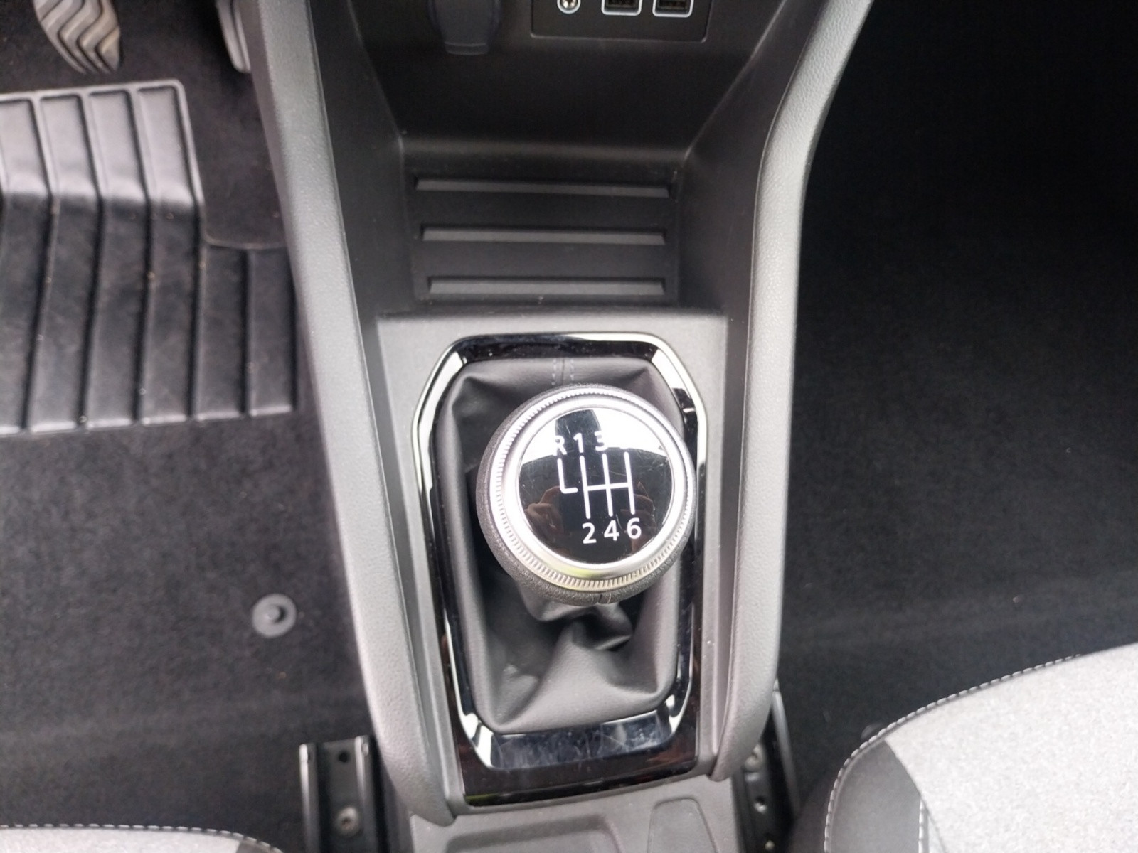 Vente en ligne Renault Clio 5 Clio Blue dCi 100 ch GSR2 au prix de 17 990 €